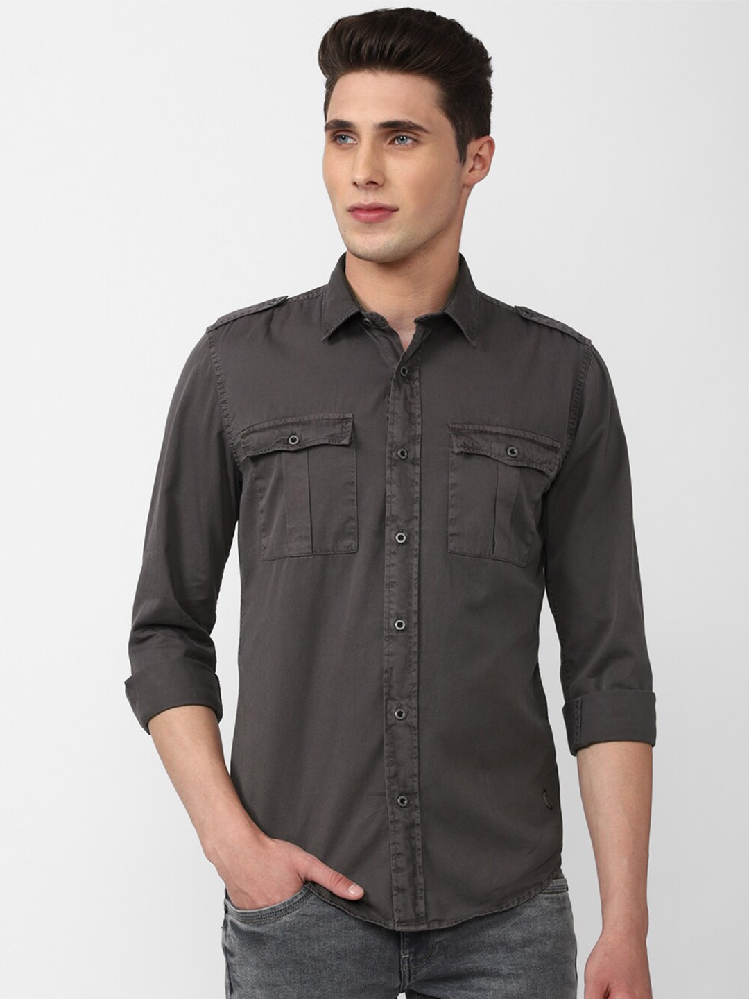 

Peter England Casuals Men Grey Slim Fit Cotton Casual Shirt