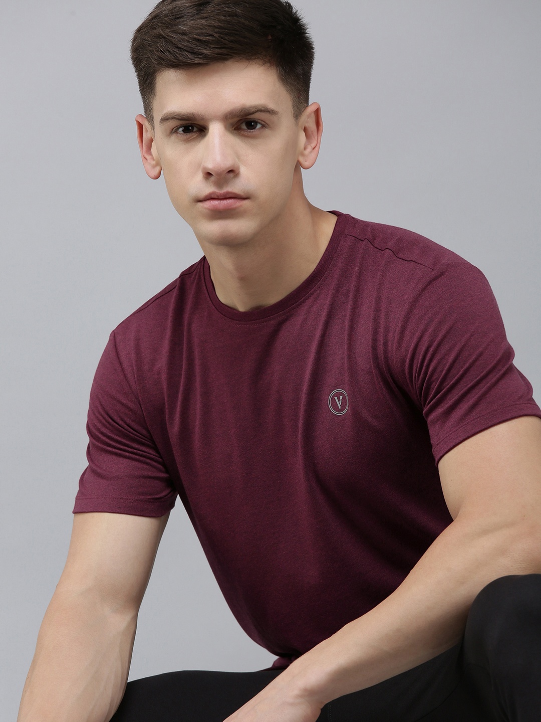 

Van Heusen Flex Men Slim Fit Sports T-shirt, Maroon