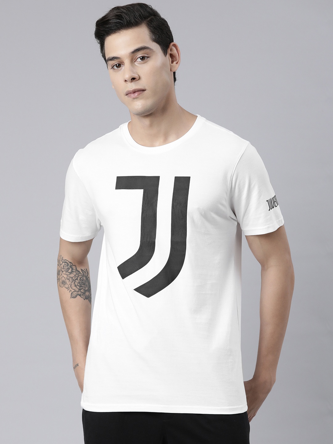 

Juventus F.C. Men White Brand Logo Juventus F.C. Printed T-shirt