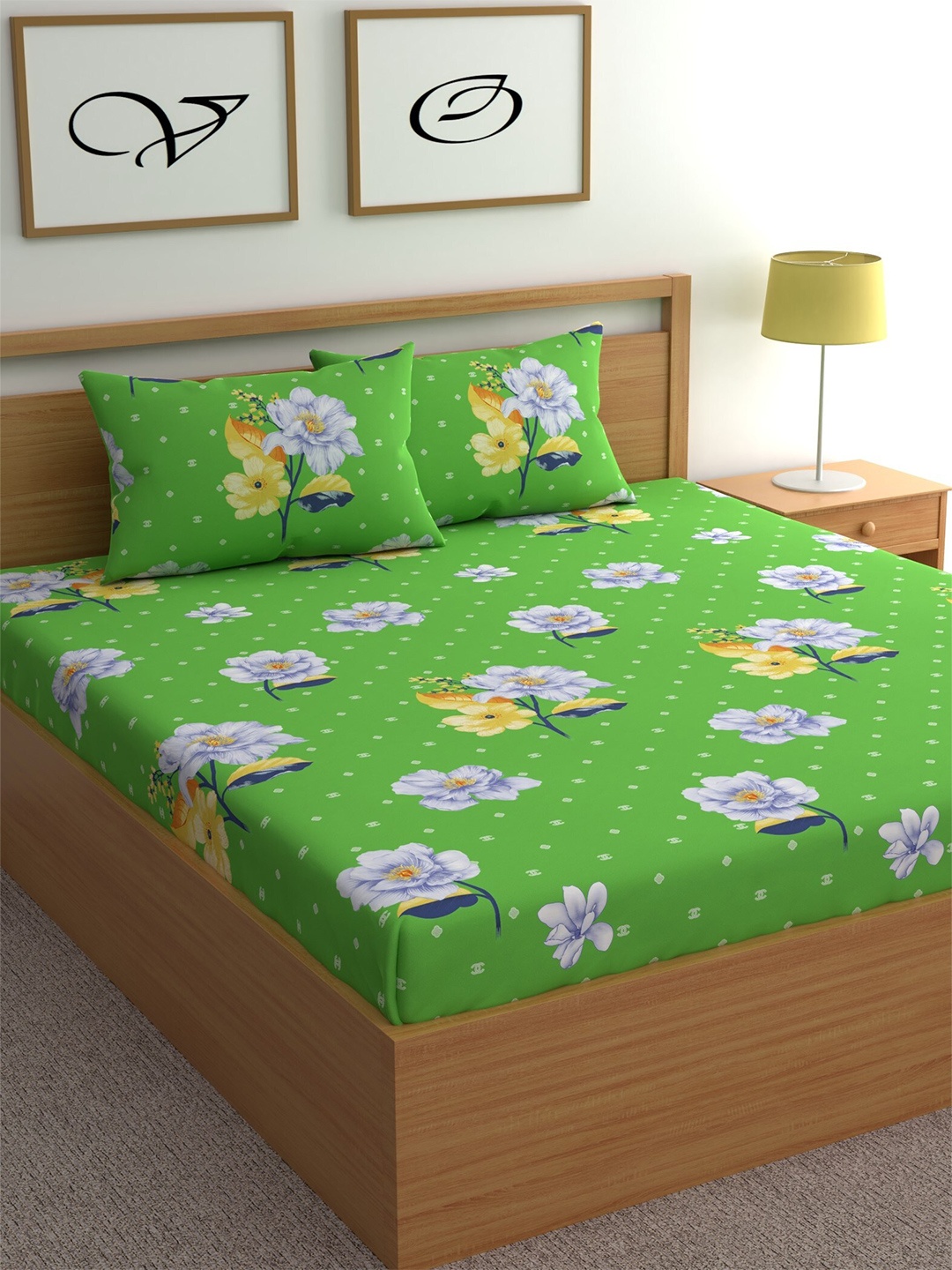 CHHAVI INDIA Green & White Floral 210 TC Queen Bedsheet with 2 Pillow Covers
