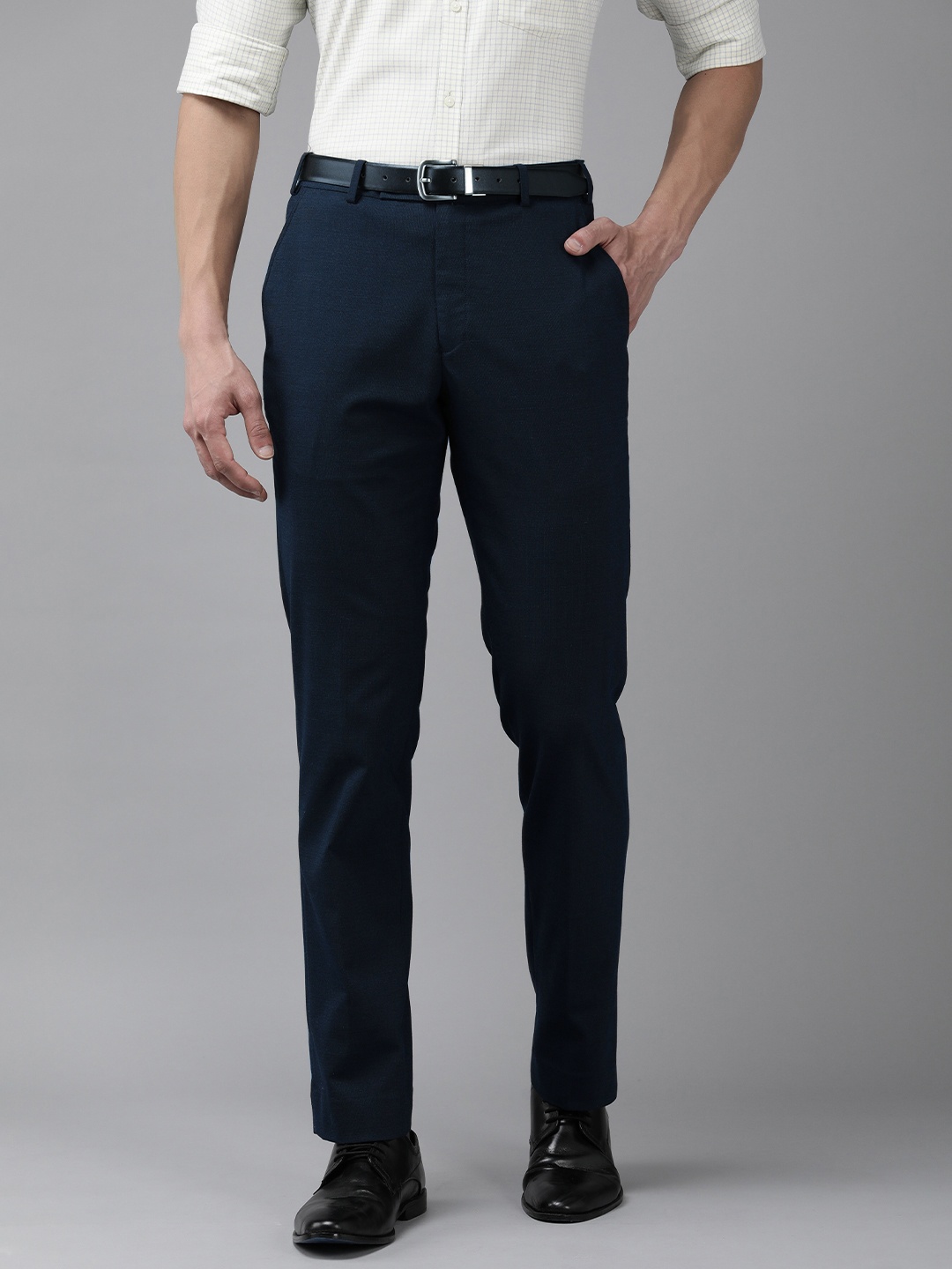 

Park Avenue Men Navy Blue Smart Fit Formal Trousers