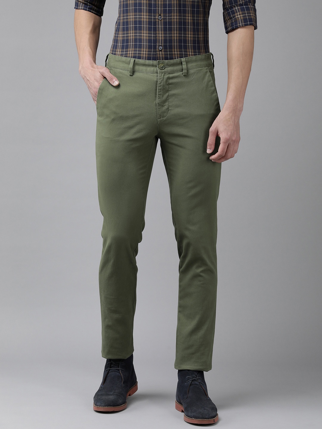 

Park Avenue Men Green Trousers