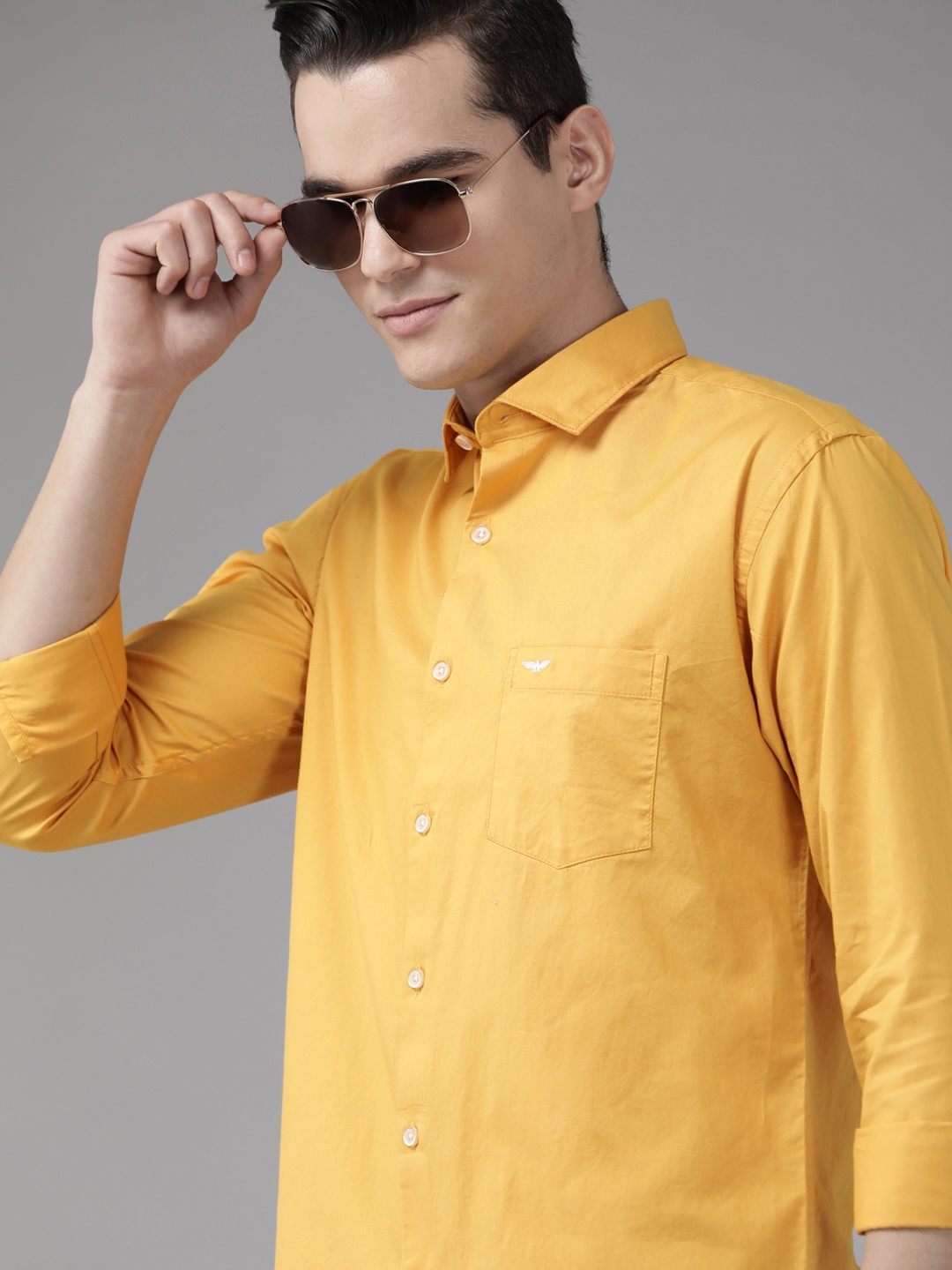 

Park Avenue Men Pure Cotton Slim Fit Casual Shirt, Yellow