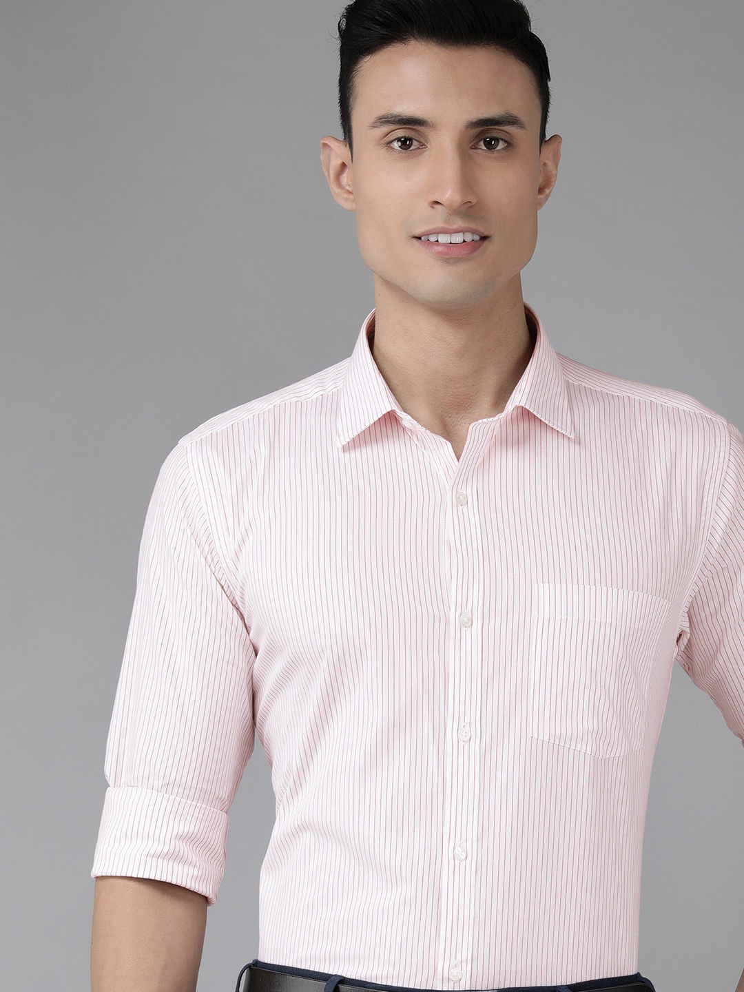 

Park Avenue Men Red & White Slim Fit Striped Pure Cotton Formal Shirt