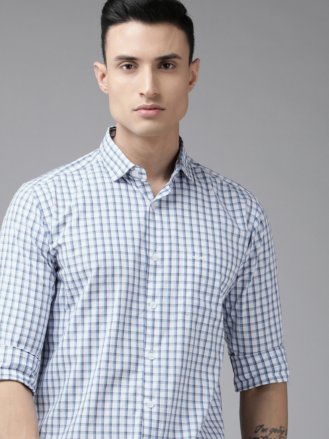 

Park Avenue Men Blue Slim Fit Checked Casual Shirt