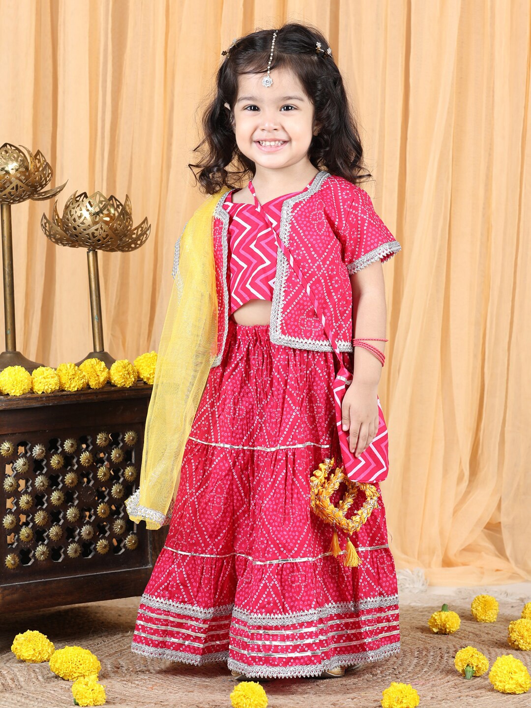 

kidcetra Girls Fuchsia & Silver-Toned Printed Ready to Wear Lehenga & Blouse With jacket