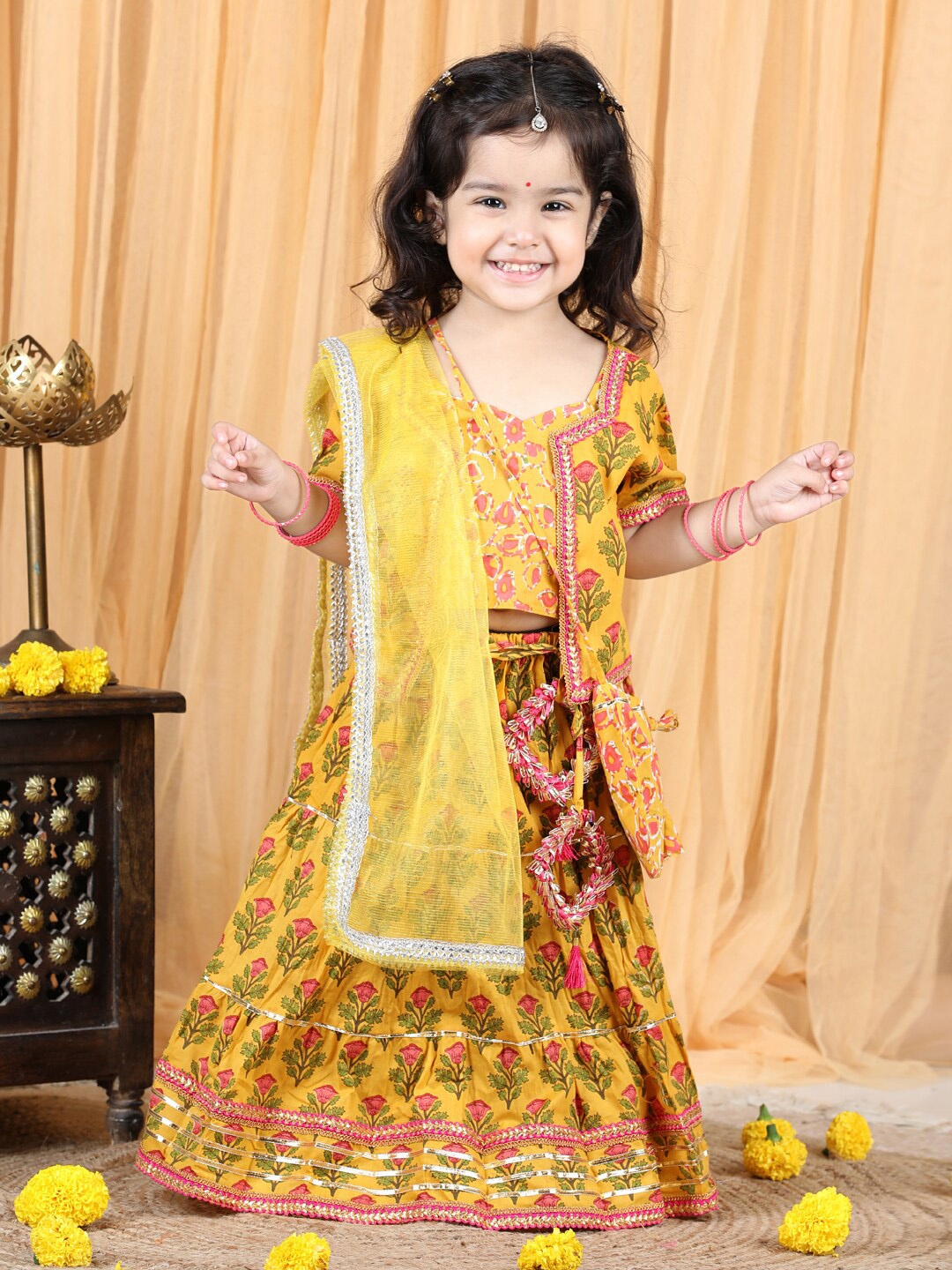 

kidcetra Girls Mustard & Green Printed Lehenga & Blouse With Dupatta