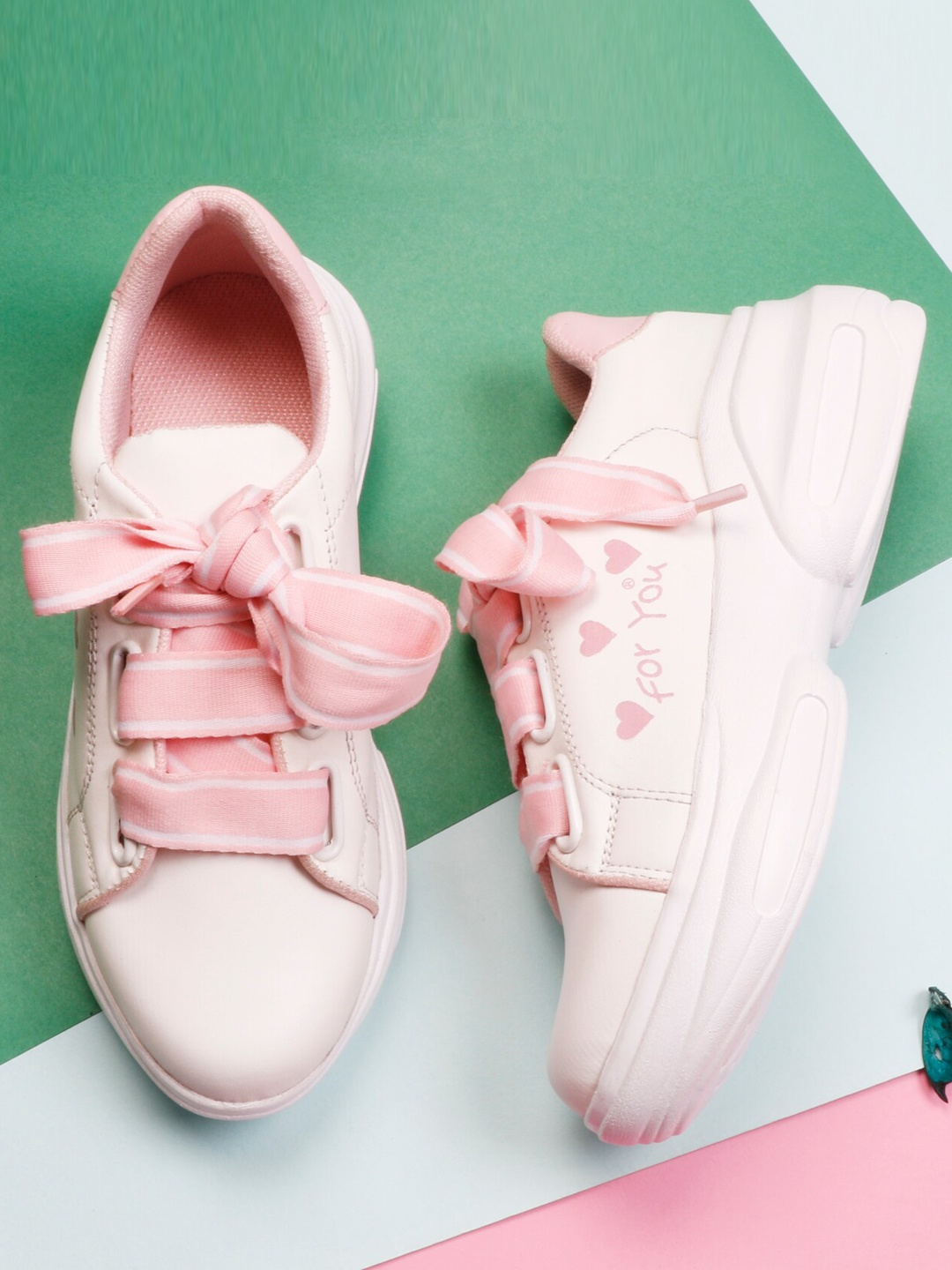 

XE Looks Women Pink Synthetic Leather Sneakers