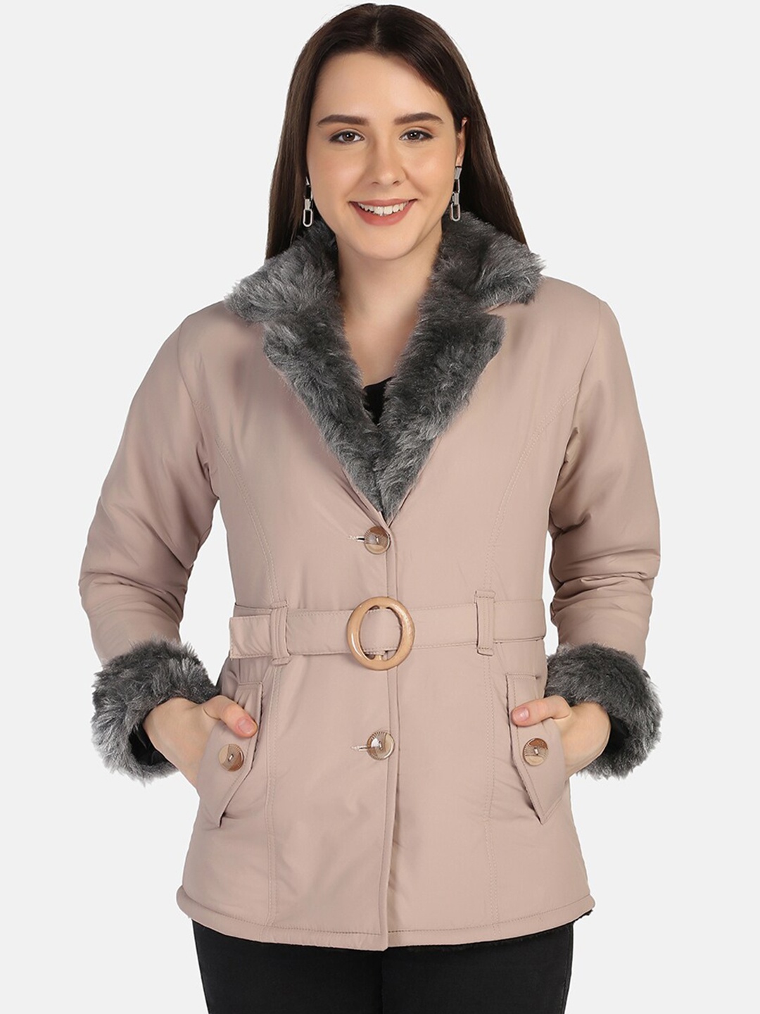 

BUY NEW TREND Women Beige Lightweight Padded Jacket