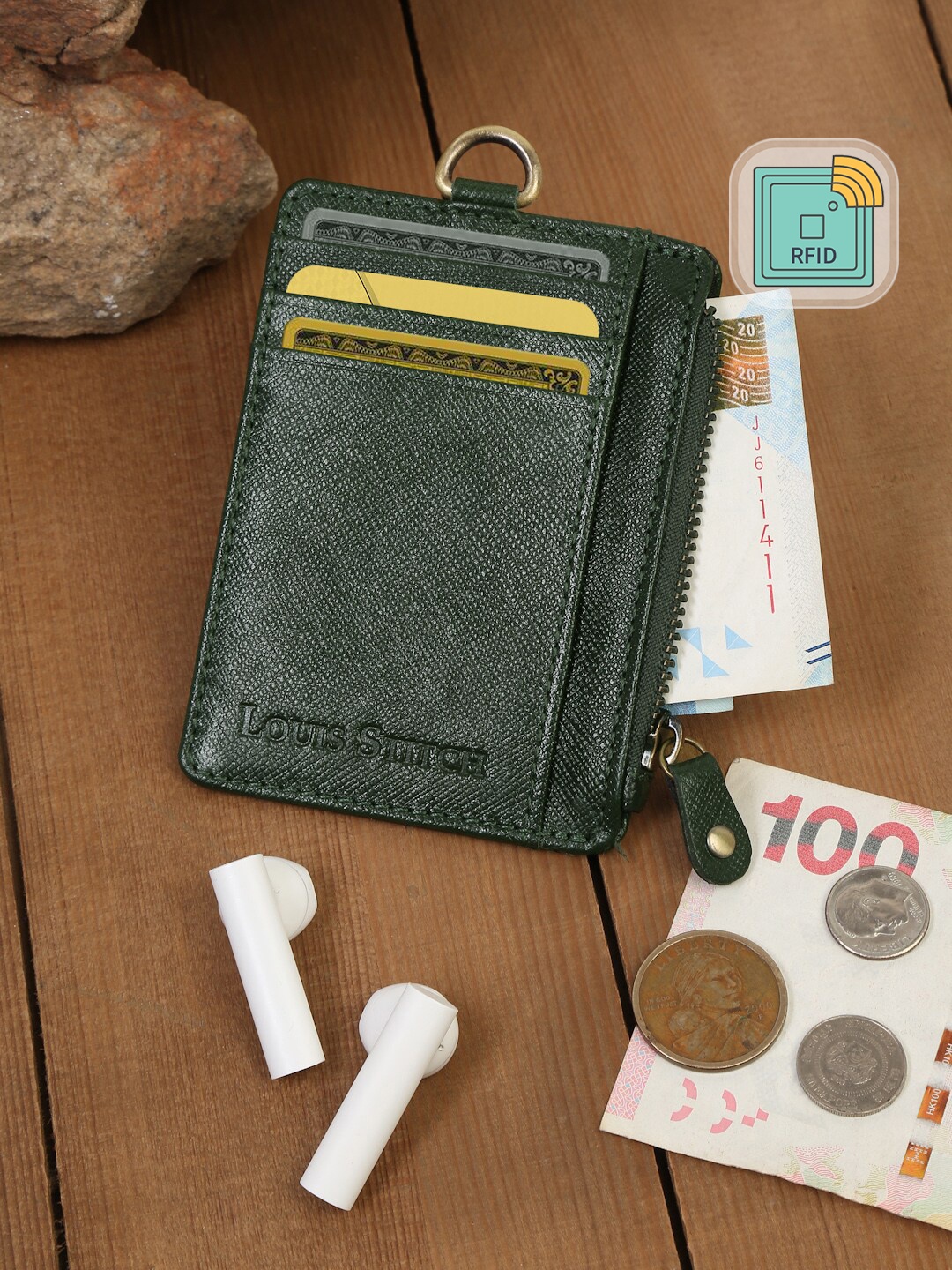 

LOUIS STITCH Men Green Textured Zip Detail Leather Card Holder