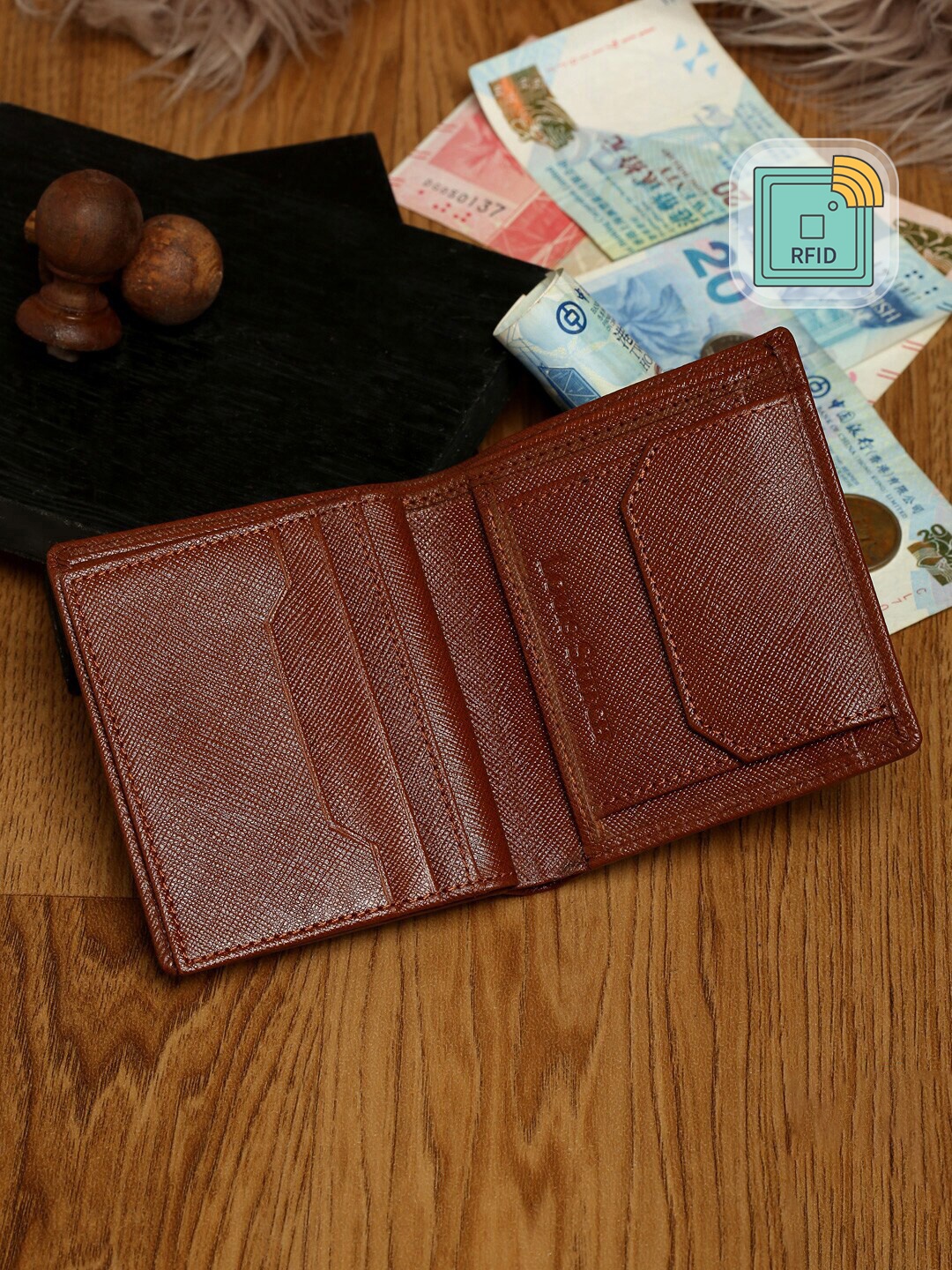 

LOUIS STITCH Saffiano Leather Tan Bifold Wallet for Men, RFID Protected Slim Wallet Purse, Brown