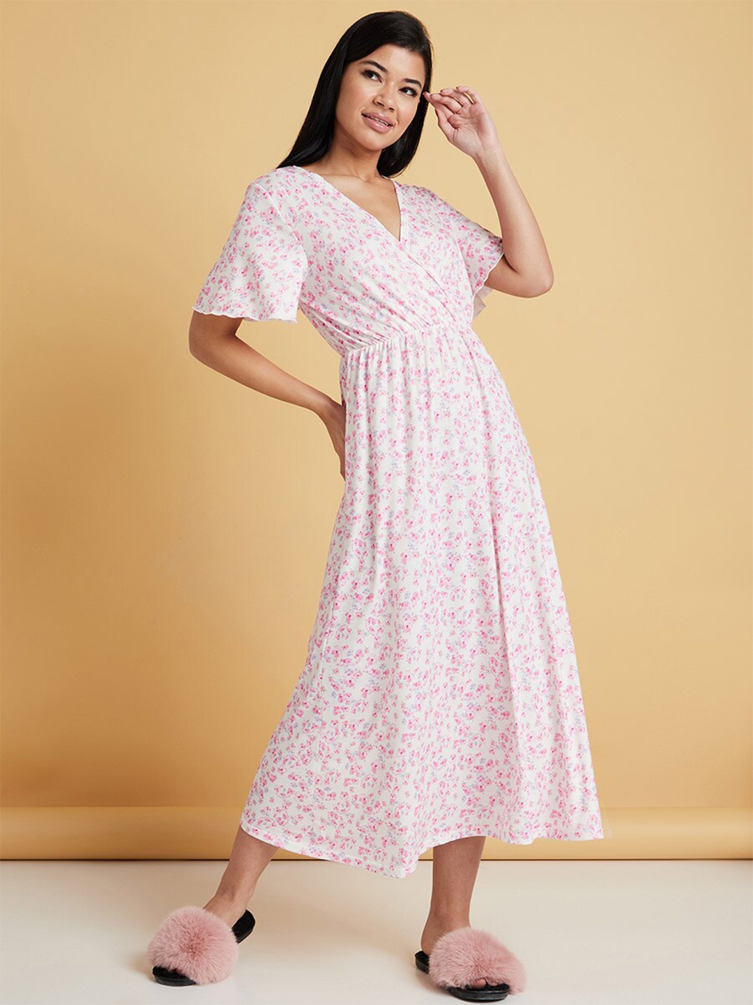 

Styli Pink Ditsy Floral Print Wrap Over Midi Nightdress 7002009820