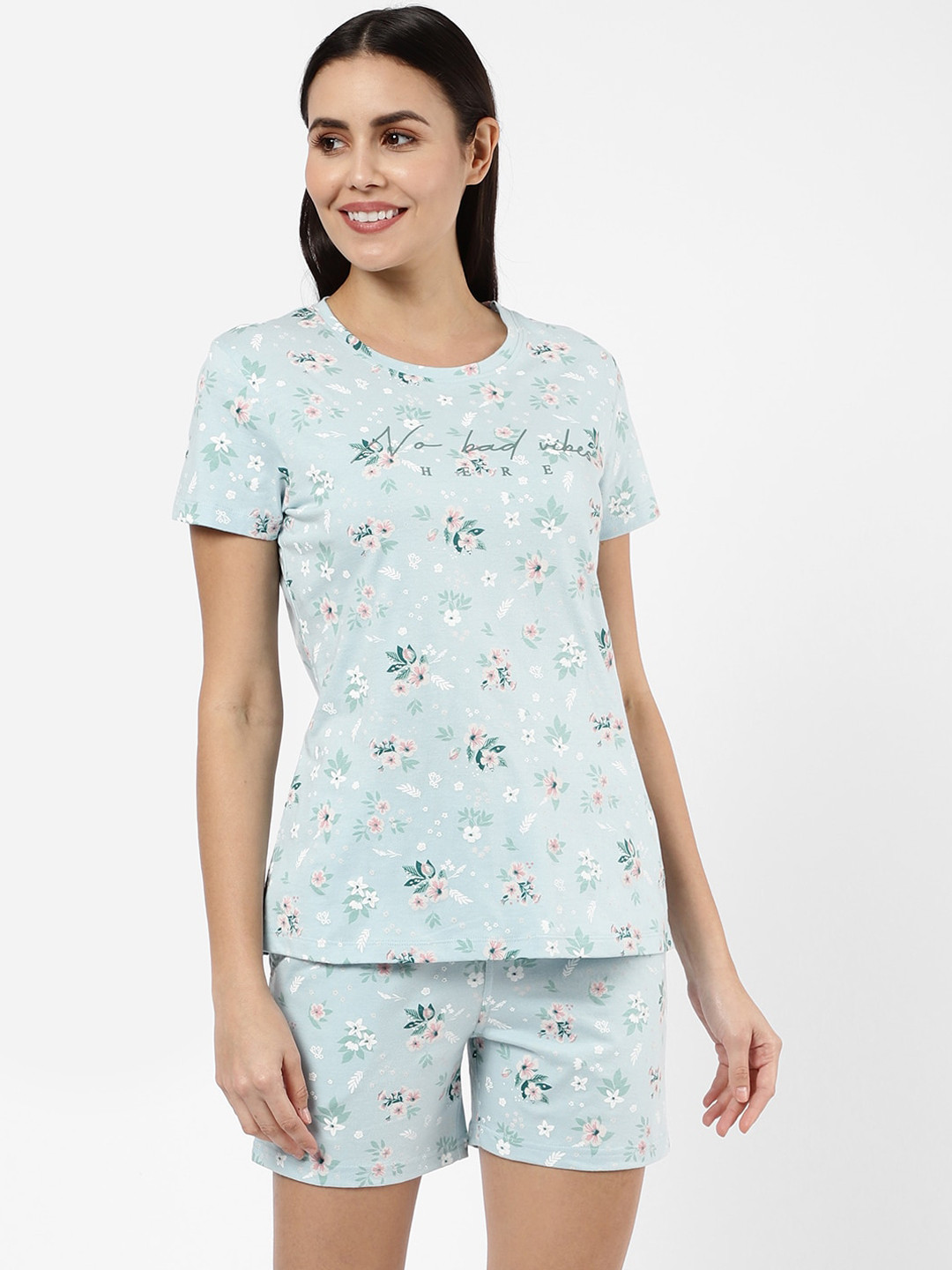 

SDL by Sweet Dreams Women Blue & White Printed Night suit