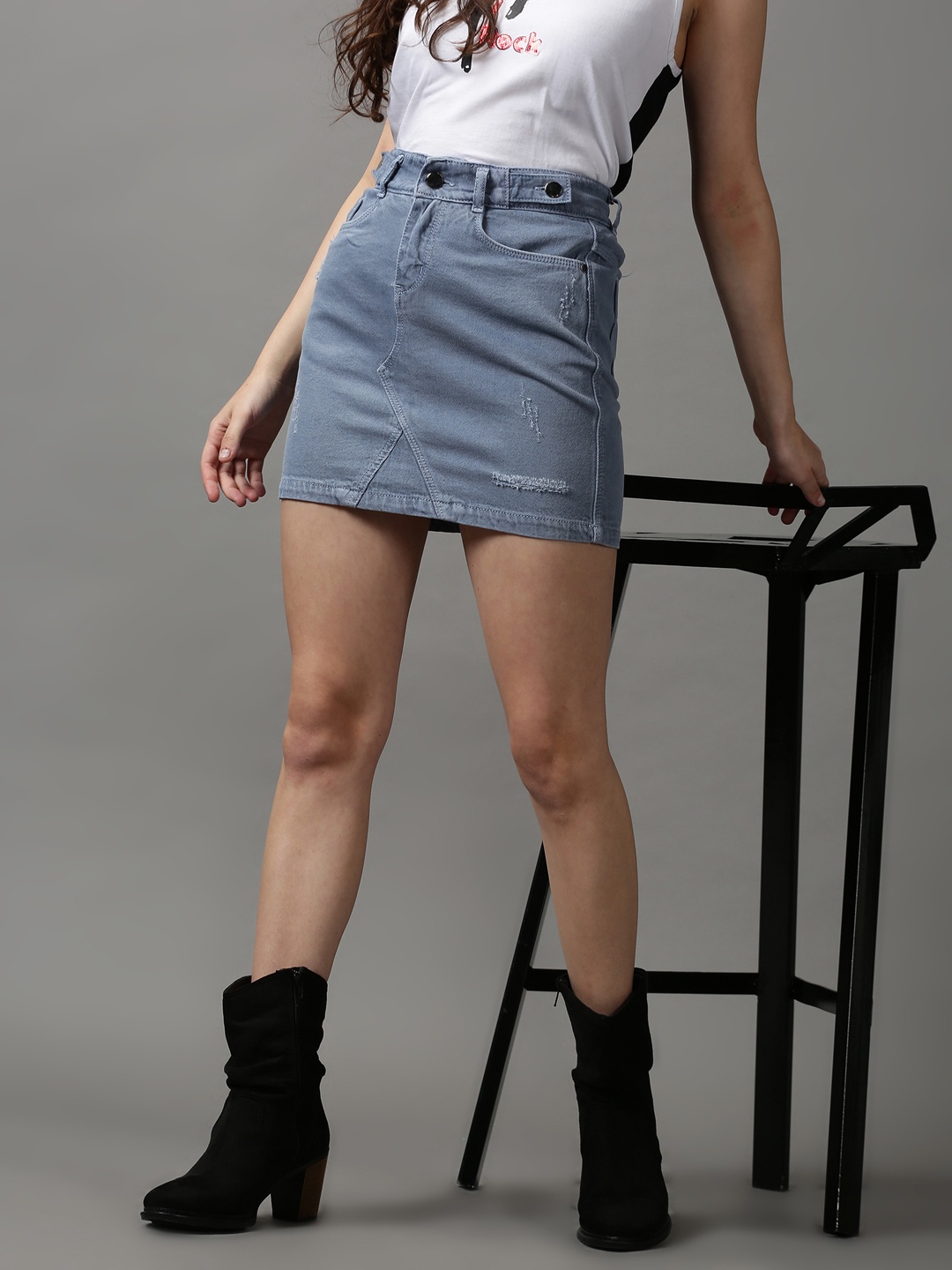 

SHOWOFF Women Blue Solid Straight Mini Skirt
