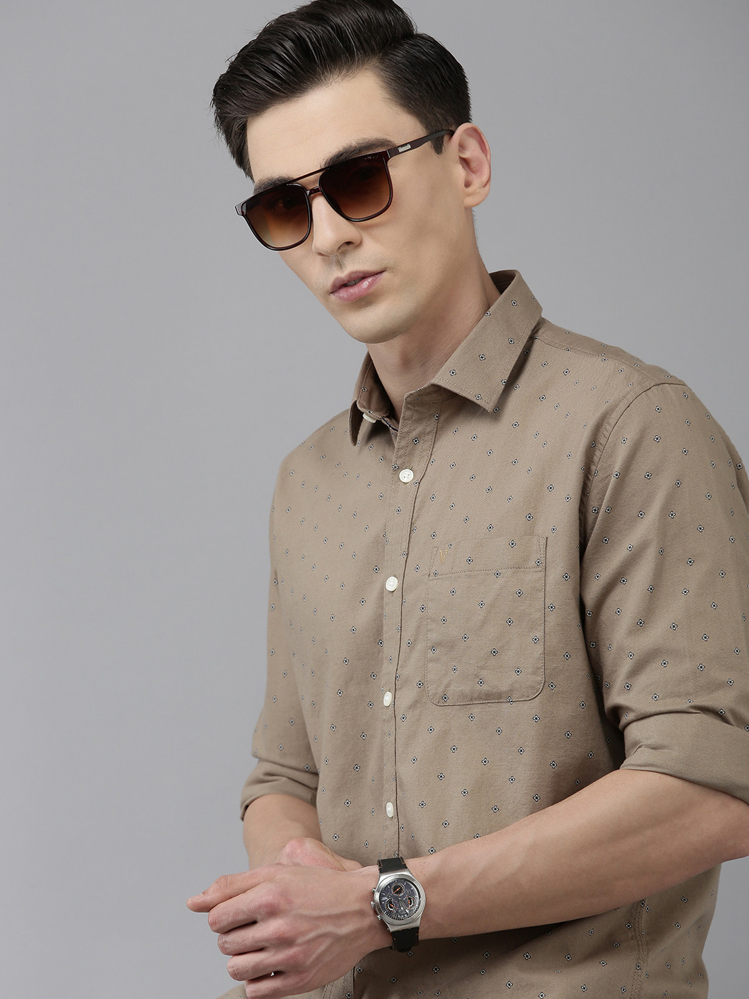 

Van Heusen Sport Men Pure Cotton Slim Fit Printed Casual Shirt, Brown