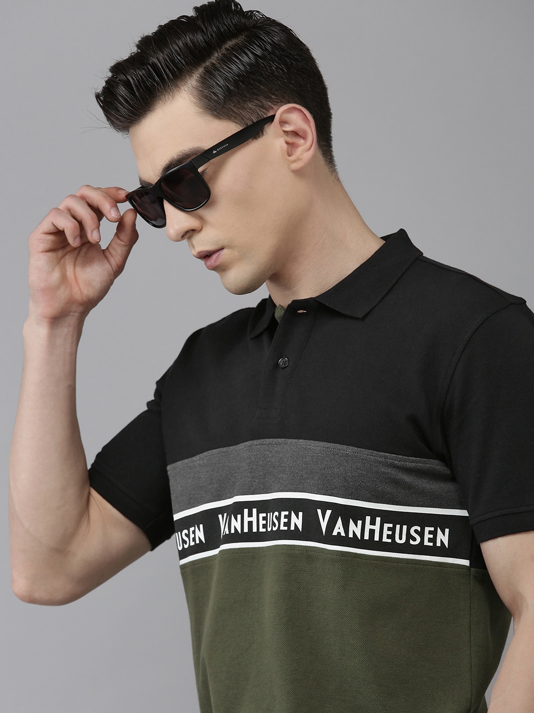 

Van Heusen Sport Men Brand Logo Colourblocked Polo Collar Pure Cotton T-shirt, Navy blue