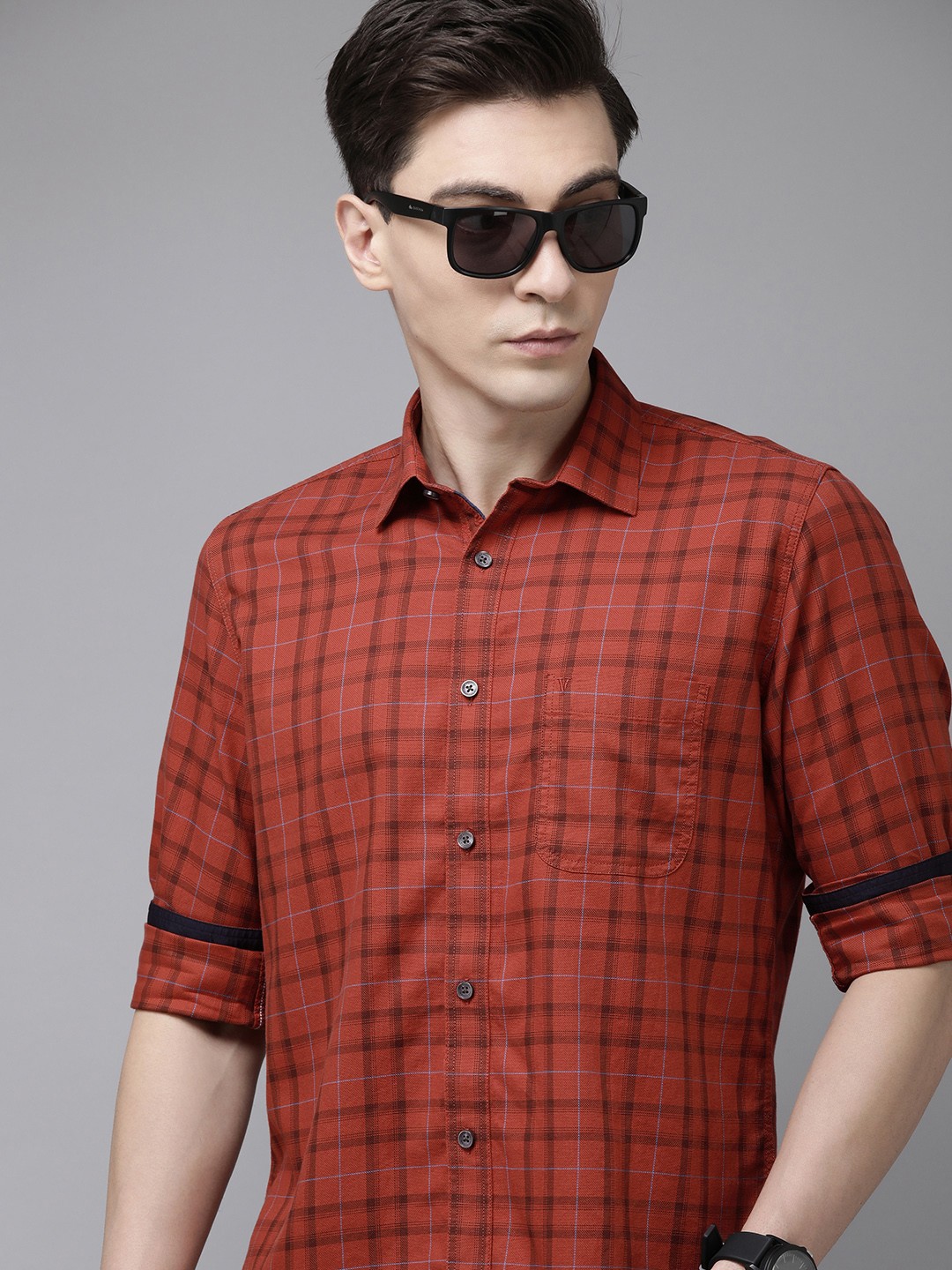 

Van Heusen Sport Men Slim Fit Checked Pure Cotton Casual Shirt, Rust