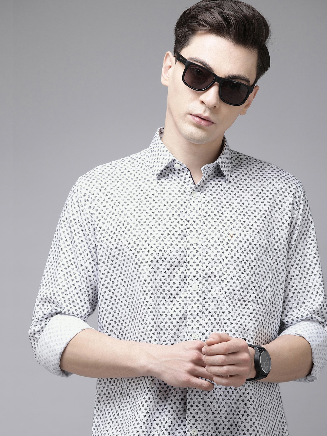 

Van Heusen Sport Men Slim Fit Printed Pure Cotton Casual Shirt, White
