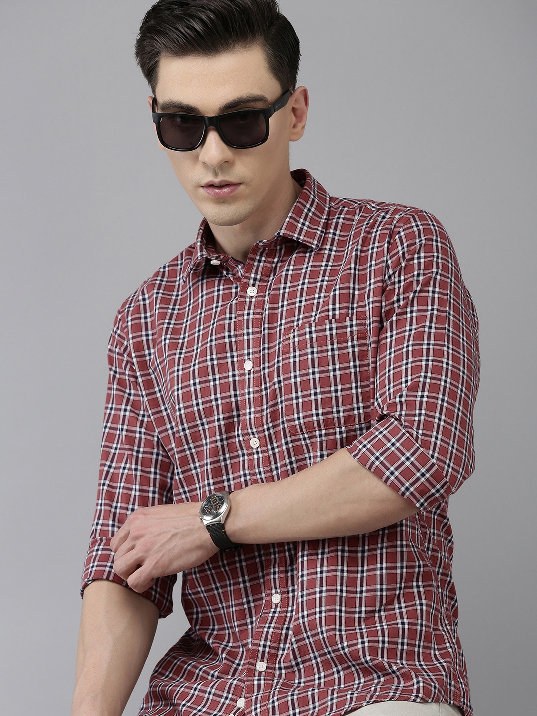 

Van Heusen Sport Men Slim Fit Checked Pure Cotton Casual Shirt, Red