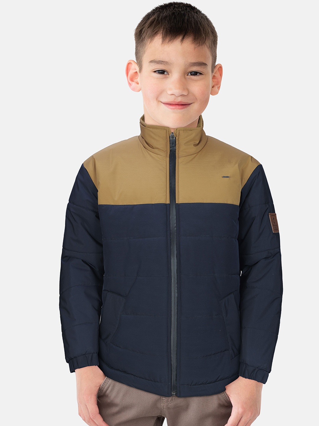

Gini and Jony Boys Navy Blue & Beige Colourblocked Padded Jacket
