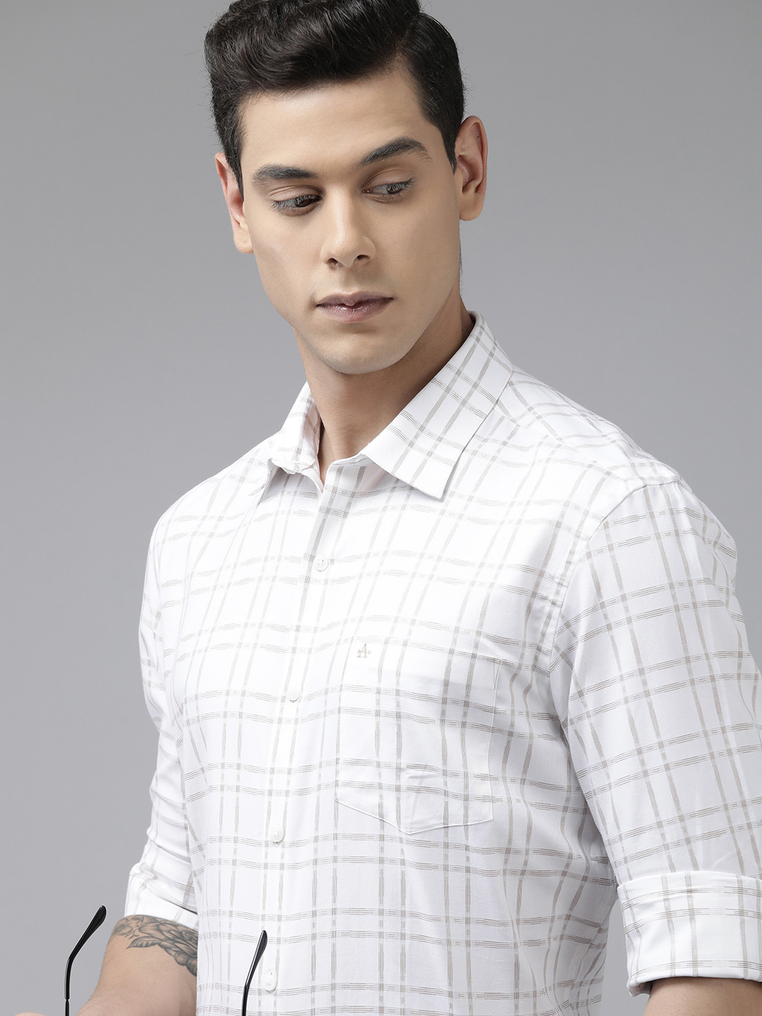 

Arrow Men White & Brown Manhattan Slim Fit Tartan Checked Pure Cotton Formal Shirt