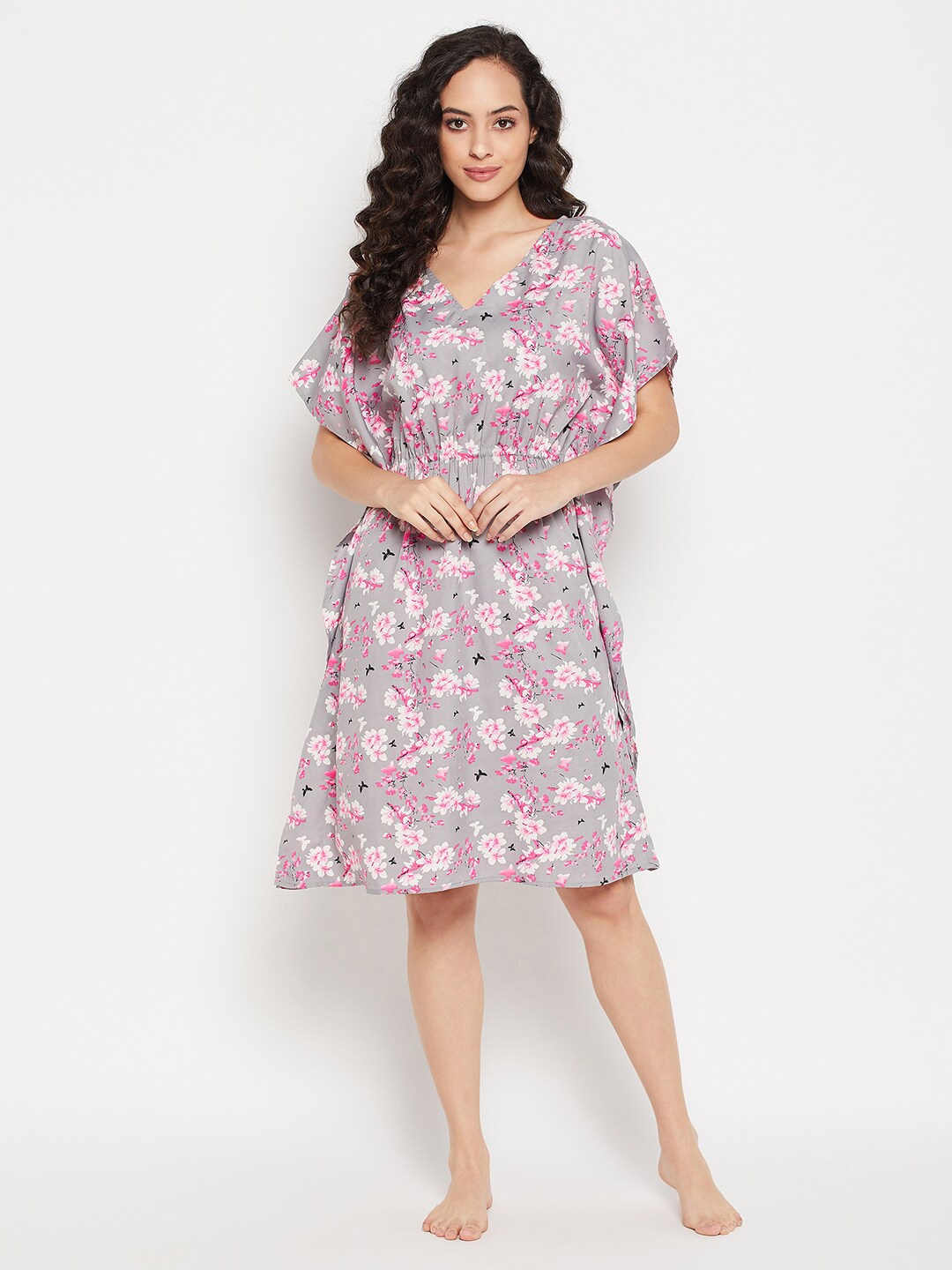 

Clovia Woven Grey & Pink Printed Kaftan Nightdress