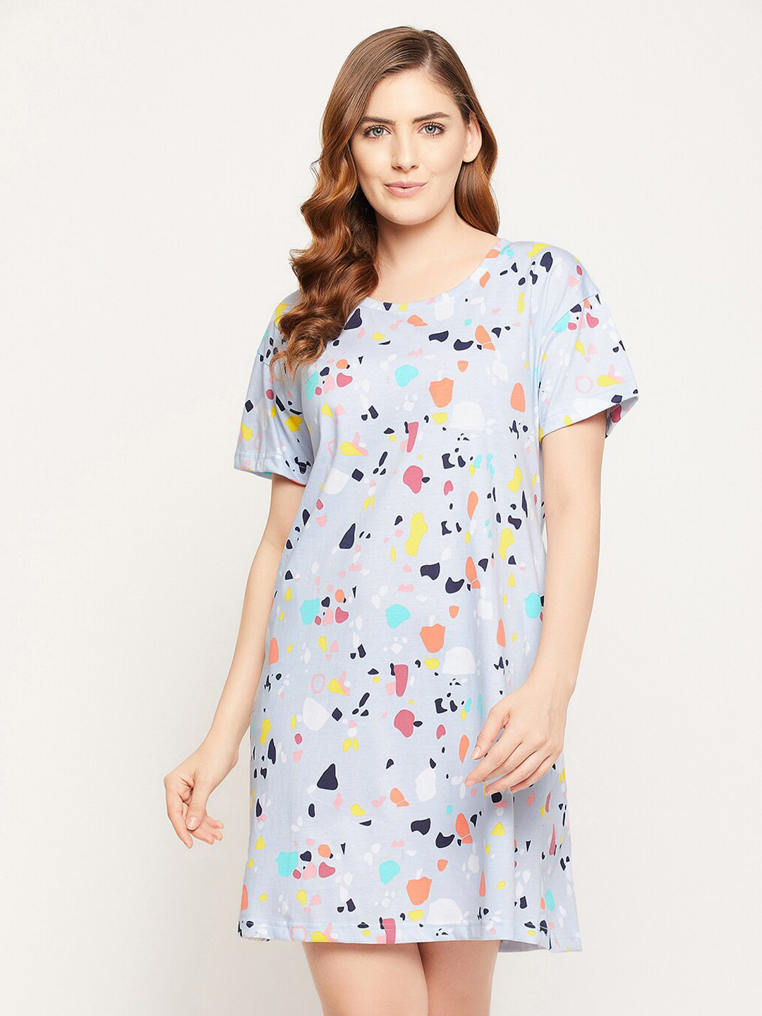 

Clovia Abstract Printed Pure Cotton Short Nightdress, Grey