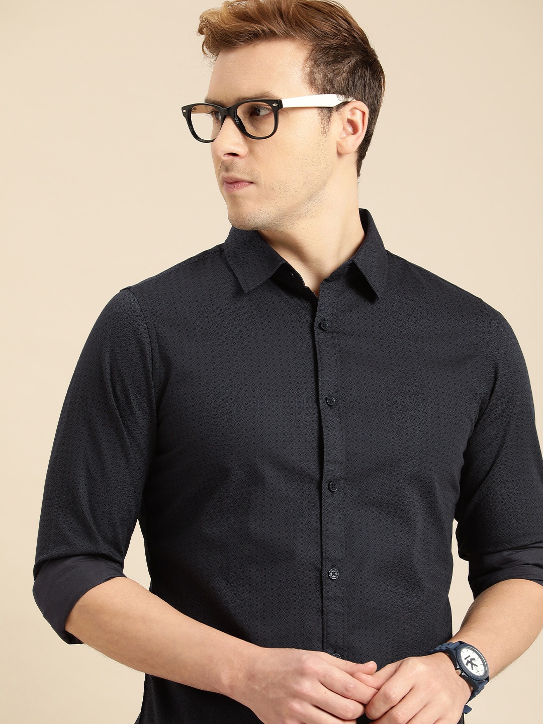 

Being Human Men Grey Slim Fit Micro-Ditsy Geometric Printed Pure Cotton Casual Shirt