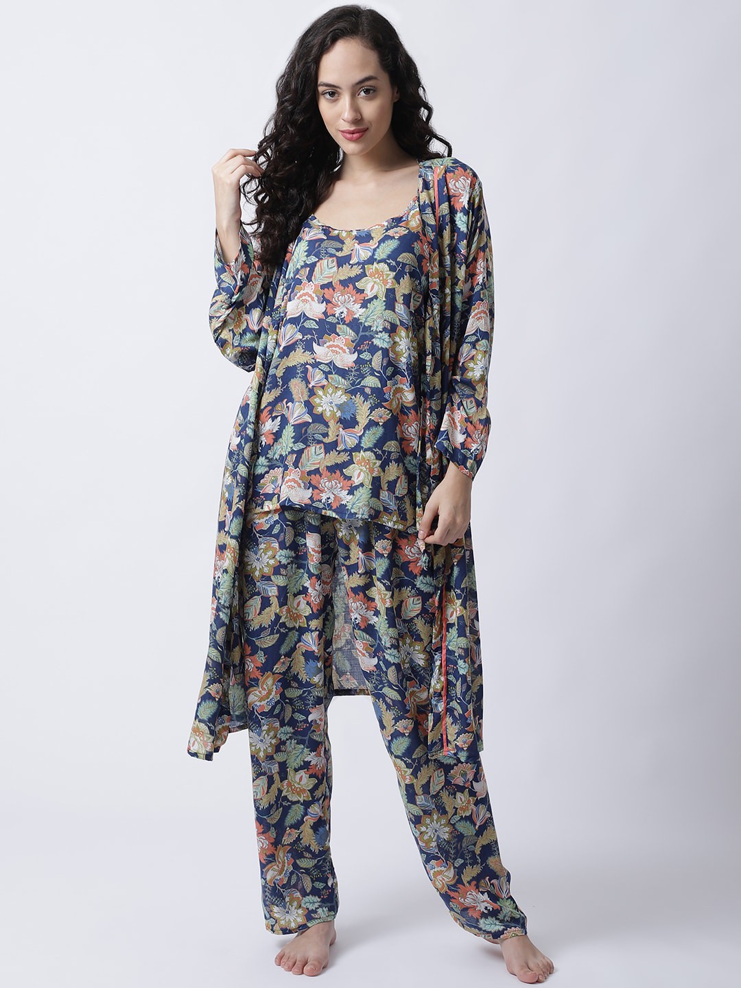 

Secret Wish Women Blue & White Printed Rayon 3 Piece Night suit NS-LS-3PC-011-M
