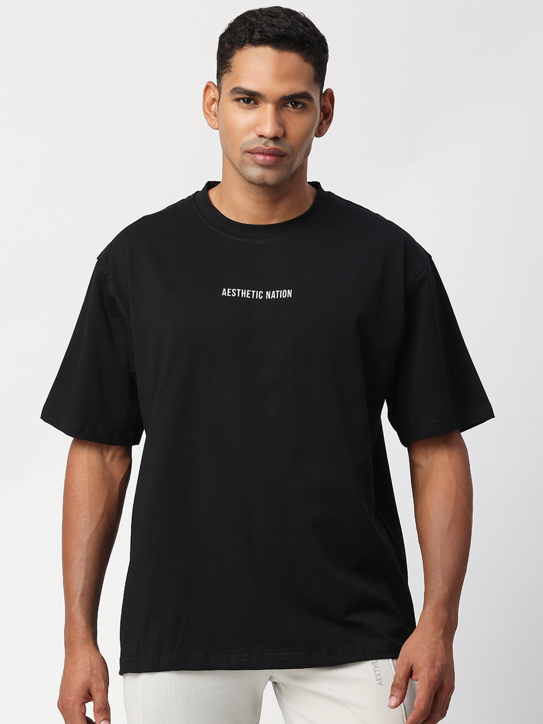 

AESTHETIC NATION Men Black Anti Cotton Odour Oversized T-shirt