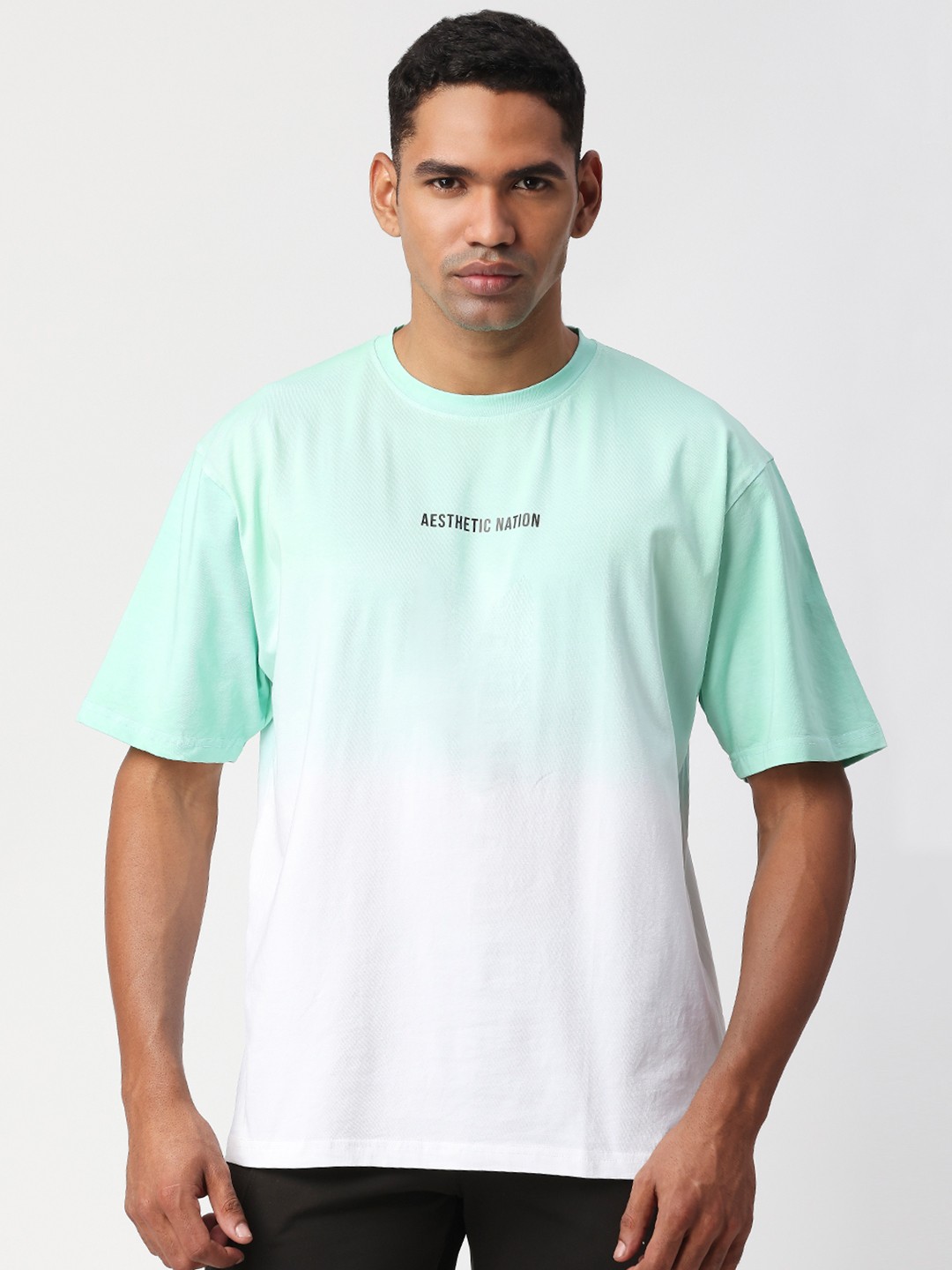 

AESTHETIC NATION Men Blue & White Dyed Anti Odour Oversized T-shirt