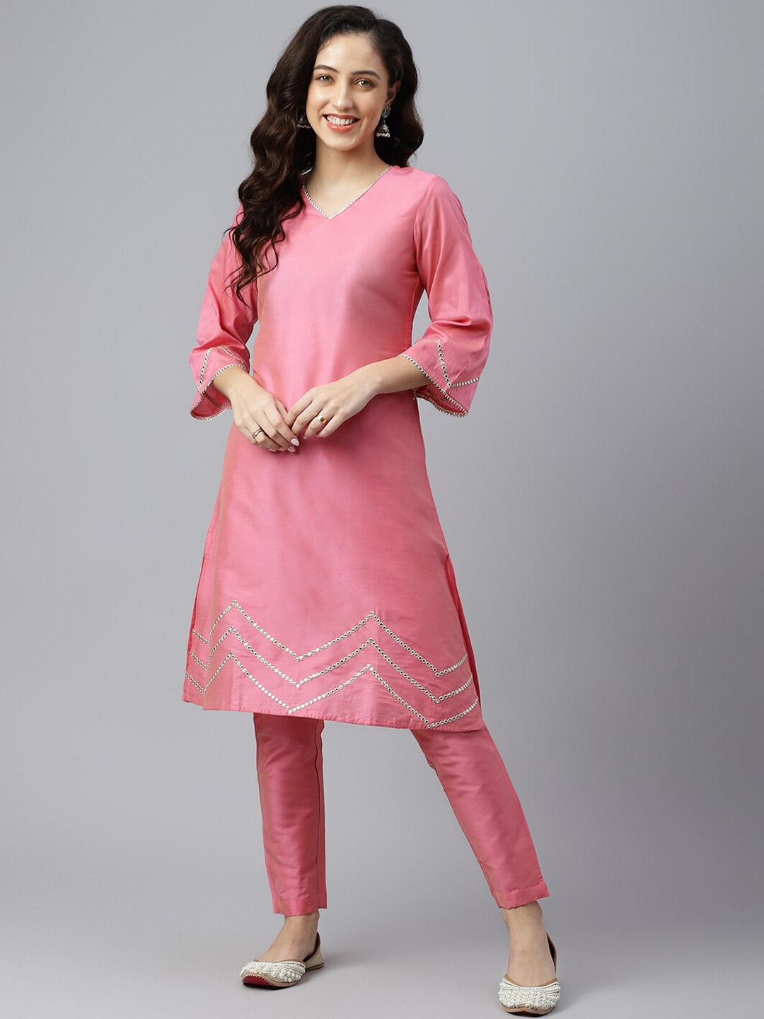 

SIAH Women Pink Mirror Work Kurta with Trousers