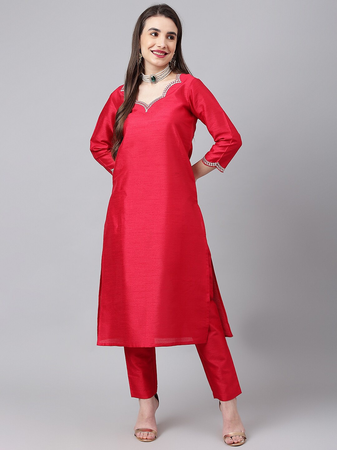 

SIAH Women Fuchsia Embroidered Mirror Work Kurta with Trousers