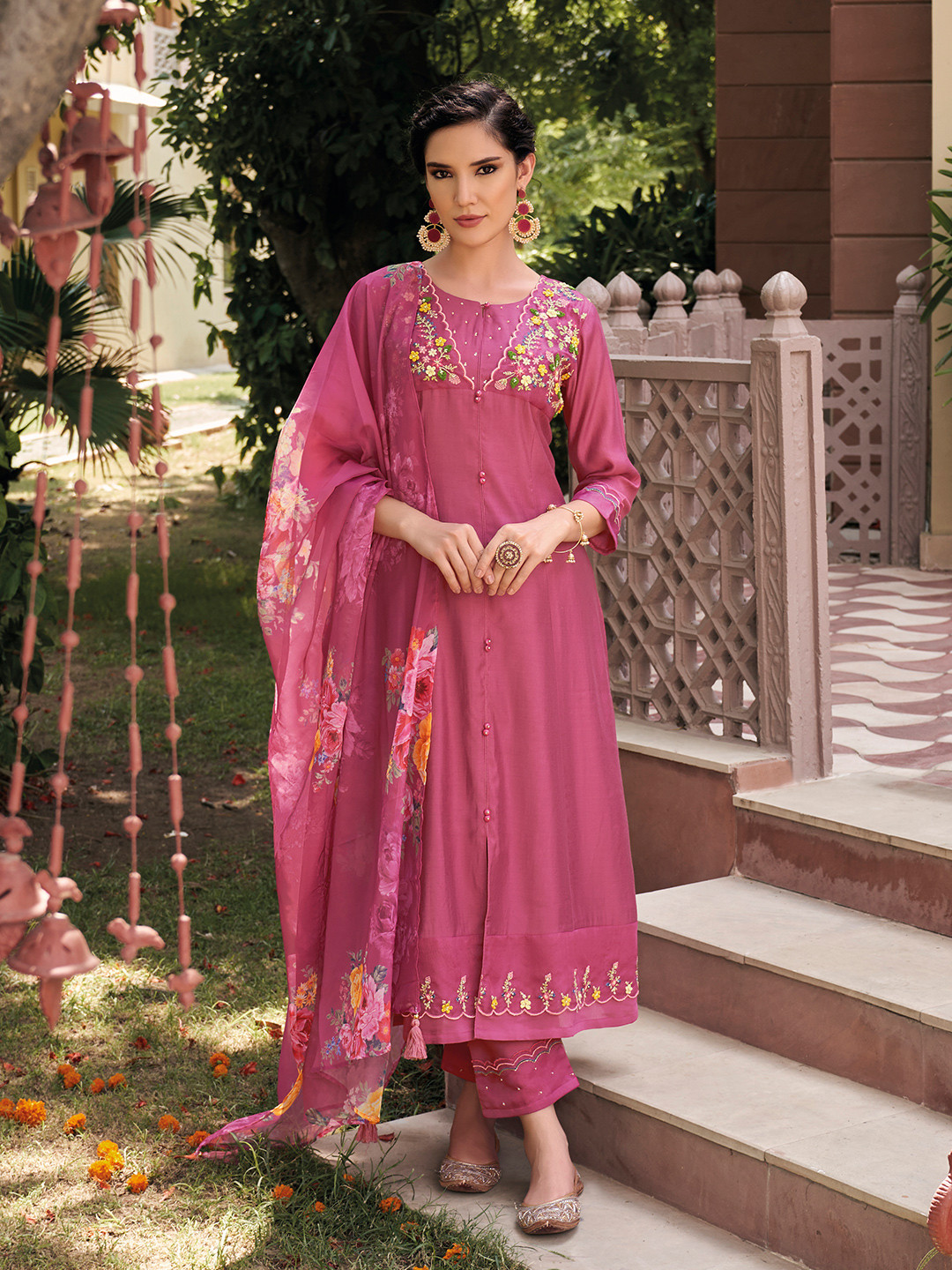

AUTUMN LANE Women Pink Floral Embroidered Empire Thread Work Kurta with Trousers & With Dupatta