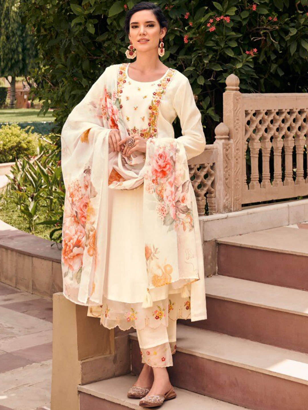 

AUTUMN LANE Women Cream-Coloured Embroidered Kurta with Trousers & With Dupatta