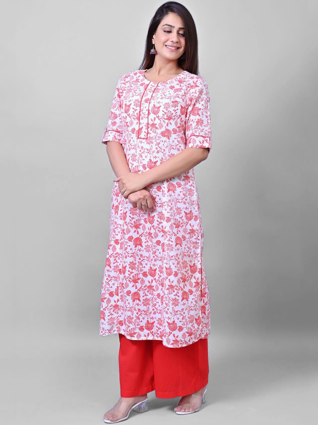 

PRAKRTEE Women White & Red Floral Printed Cotton Kurta