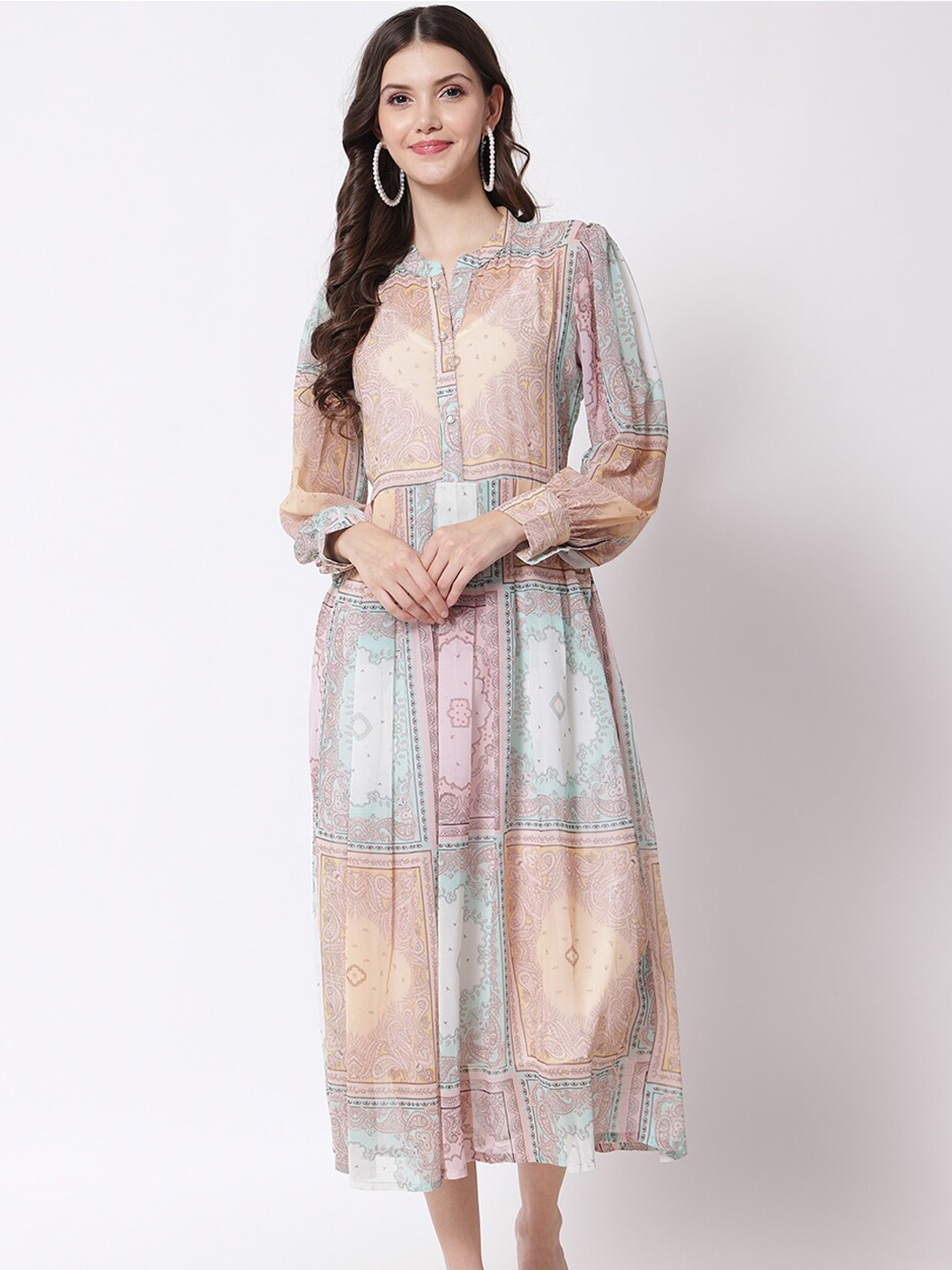 

VAANI CREATION Women Beige & Pink Ethnic Motifs Georgette Fit & Flare Midi Dress