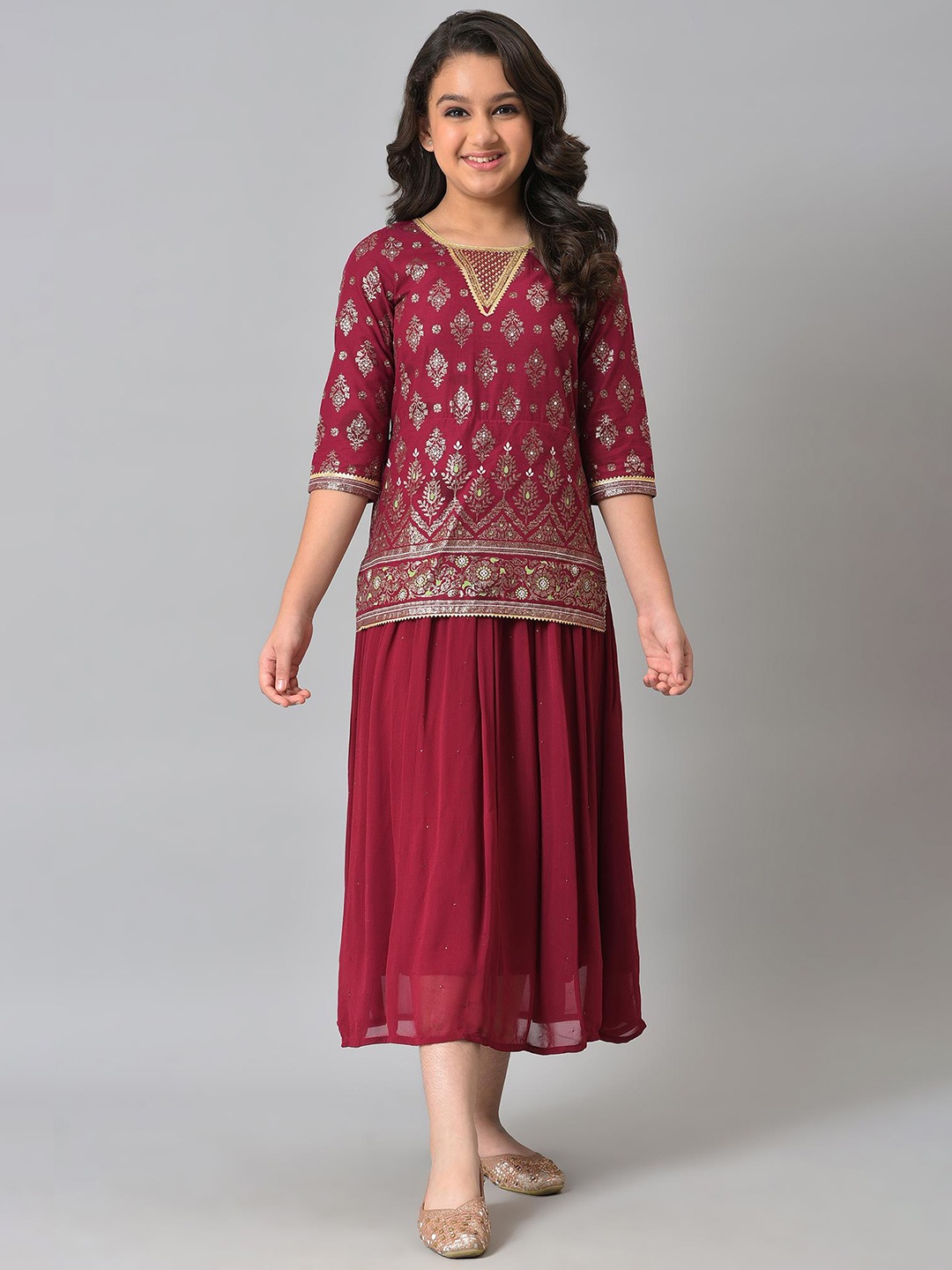 AURELIA Girls Pink & Gold-Toned Printed Kurta With Skirt