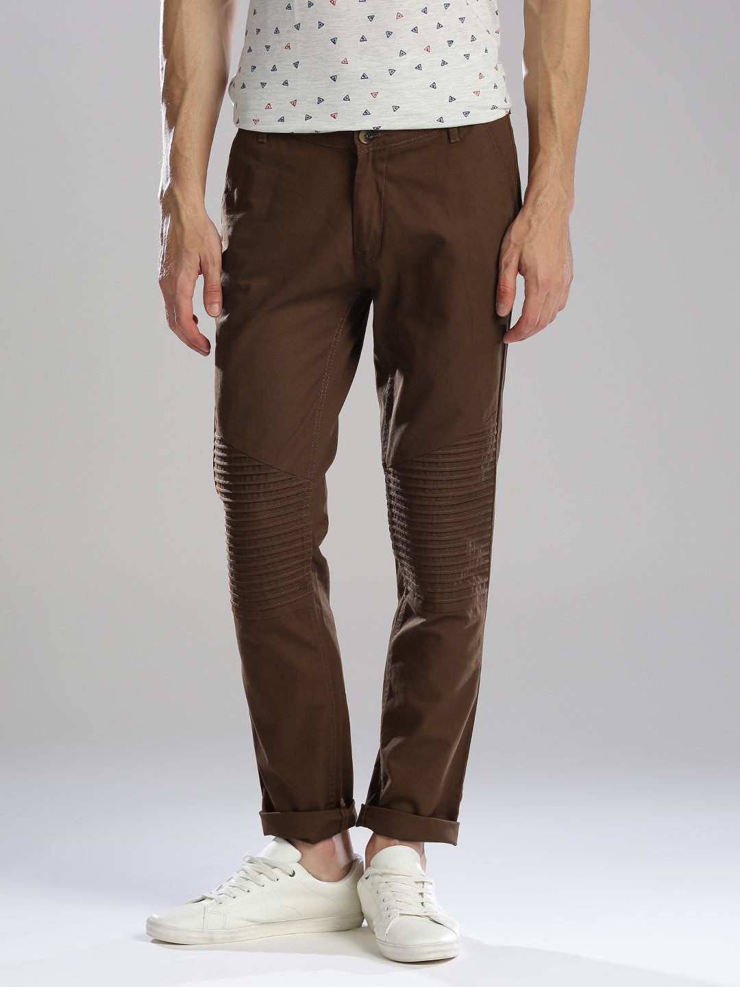 

Hubberholme Men Brown Slim Fit Solid Casual Trousers