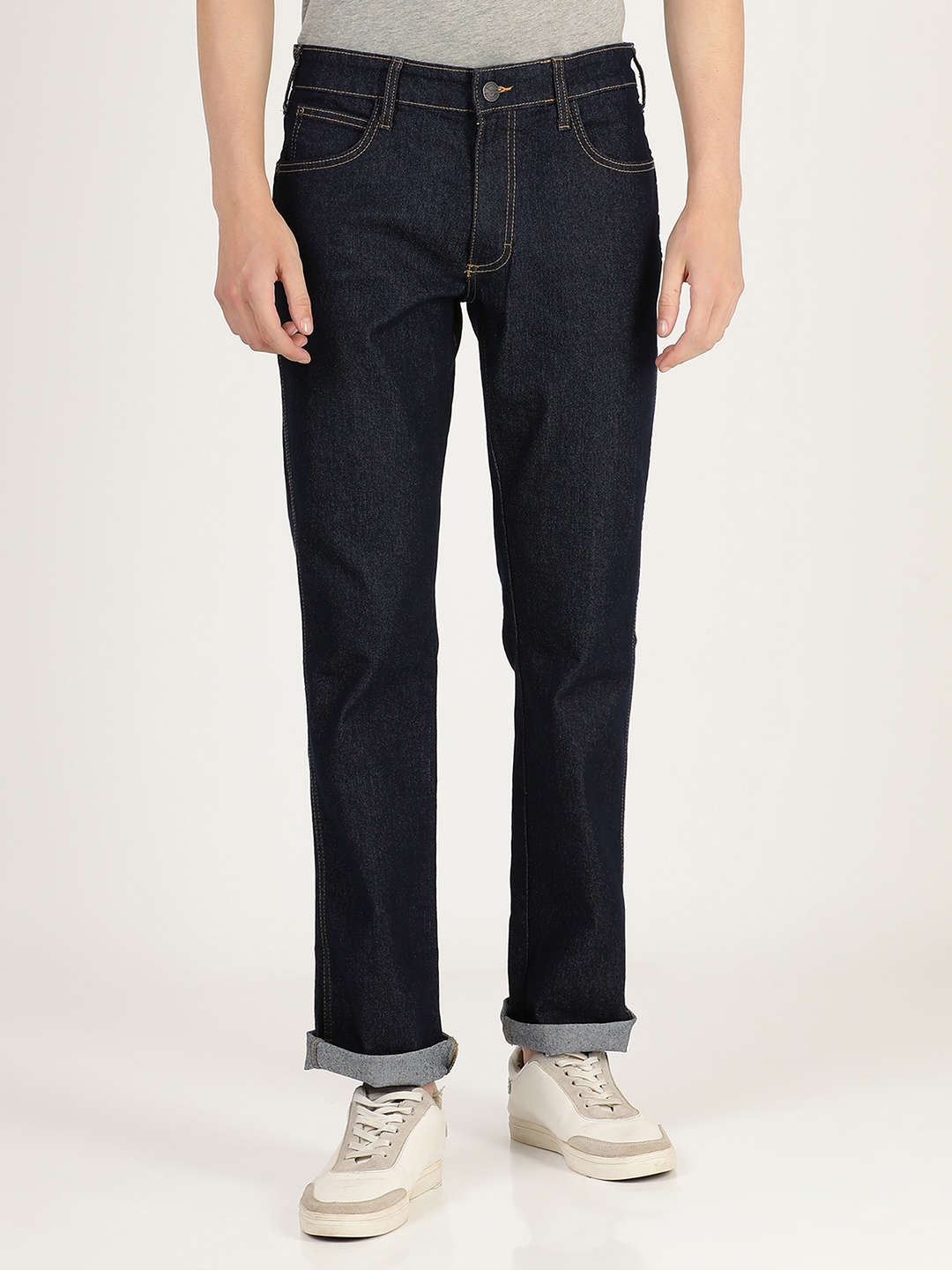 

Wrangler Men Blue Millard Straight Fit Stretchable Jeans