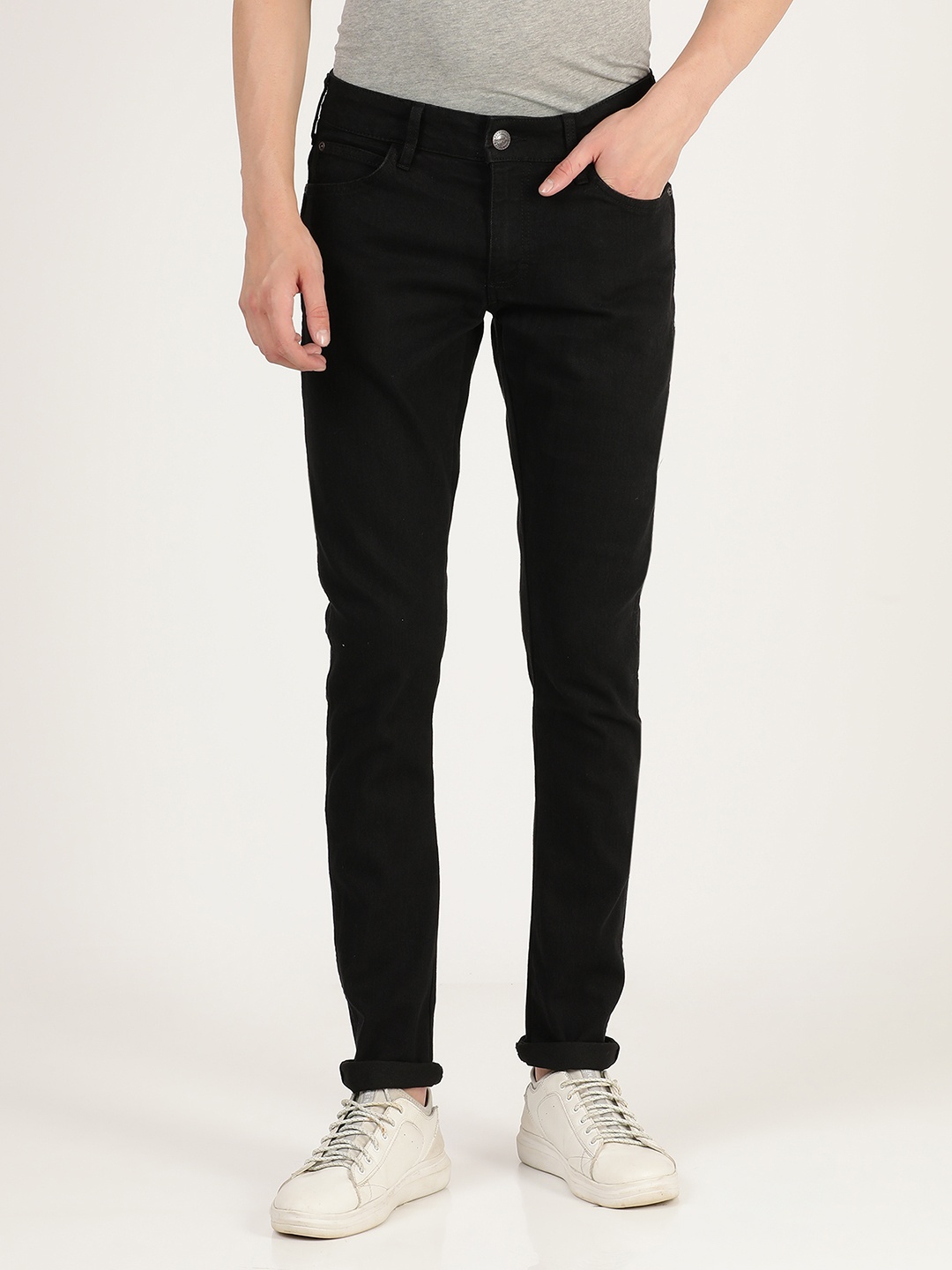

Wrangler Men Black Vegas Skinny Fit Low-Rise Stretchable Jeans