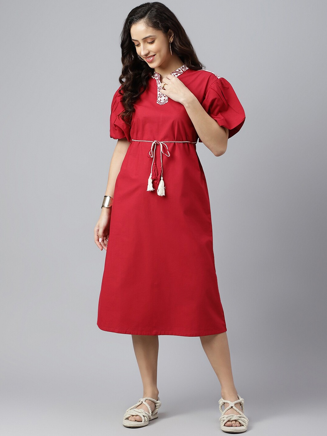 

SIAH Maroon Solid Fit & Flare Dress