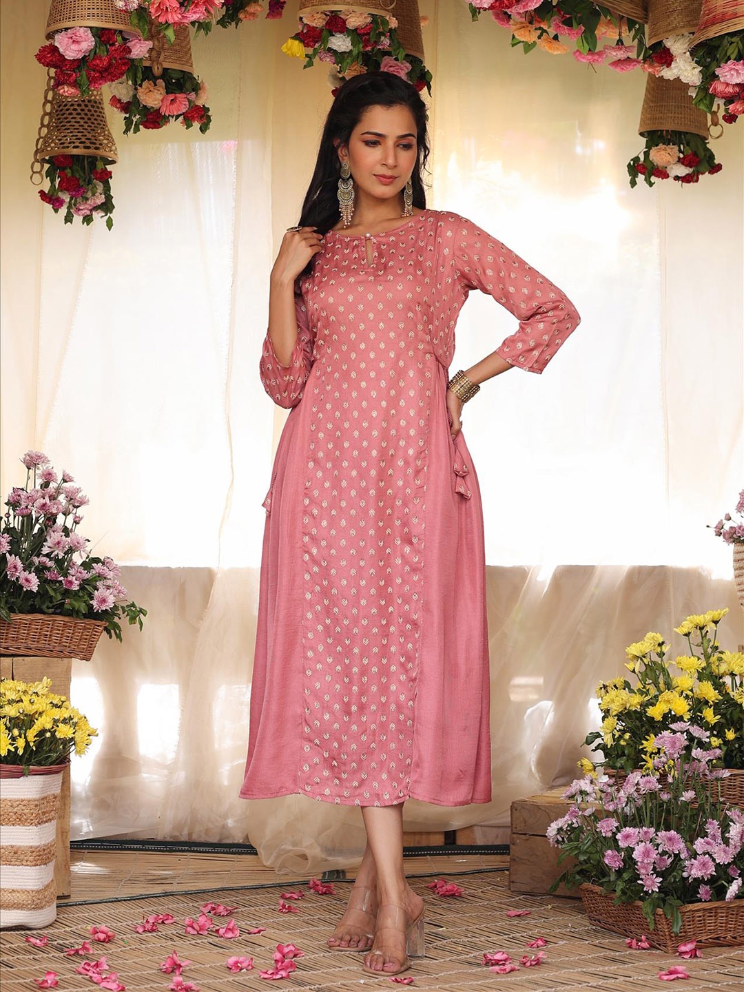 

SCAKHI Women Mauve Printed A-Line Midi Ethnic Dress