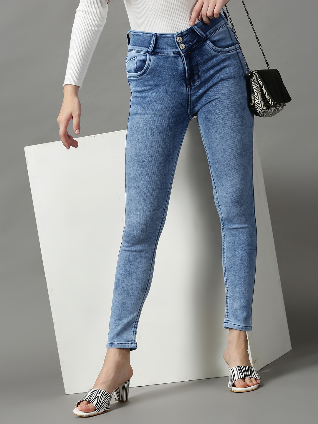 

SHOWOFF Women Blue Skinny Fit High-Rise Clean Look Stretchable Jeans