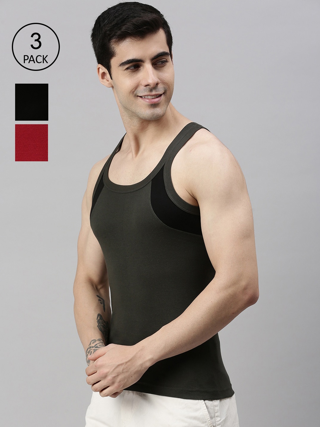 

Lux Cozi Men Pack Of 3 Solid Innerwear Vests, Red