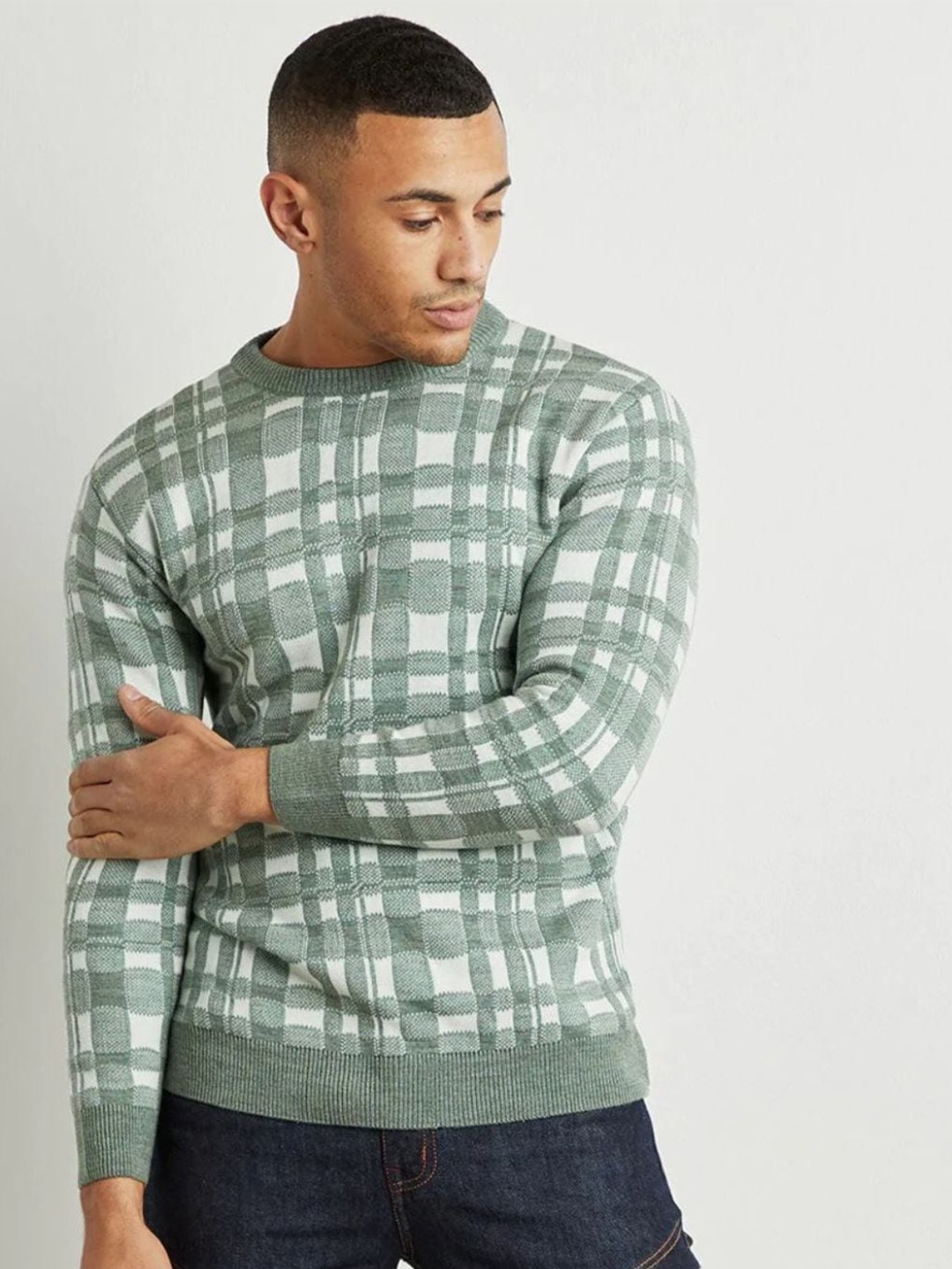 

Campus Sutra Men Green & White Checked Pullover