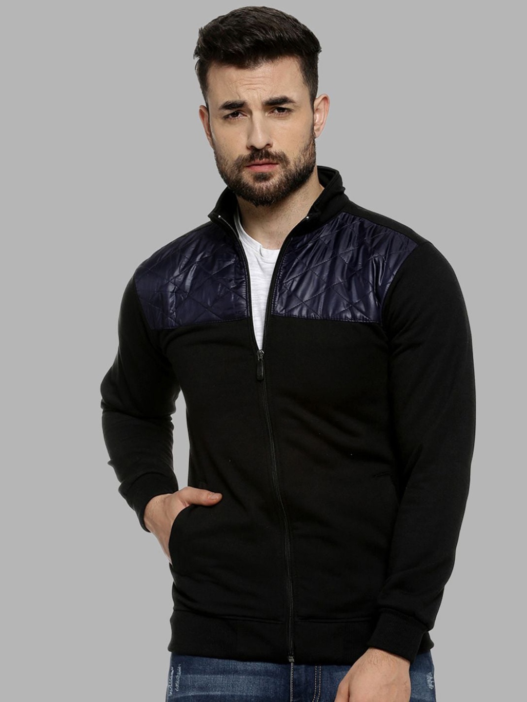 

Campus Sutra Men Black Cotton Blue Windcheater Outdoor Quilted Jacket