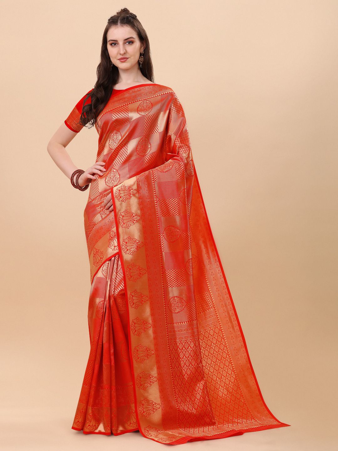 

Kasak Red & Gold-Toned Woven Design Zari Silk Blend Saree