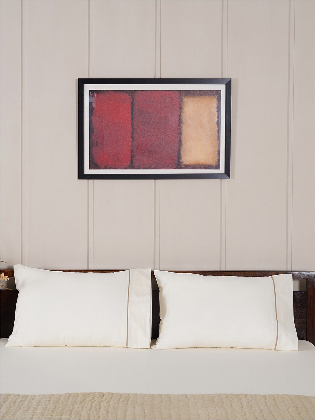 

Pure Home and Living Off White King Bedsheet with 2 Pillow Covers
