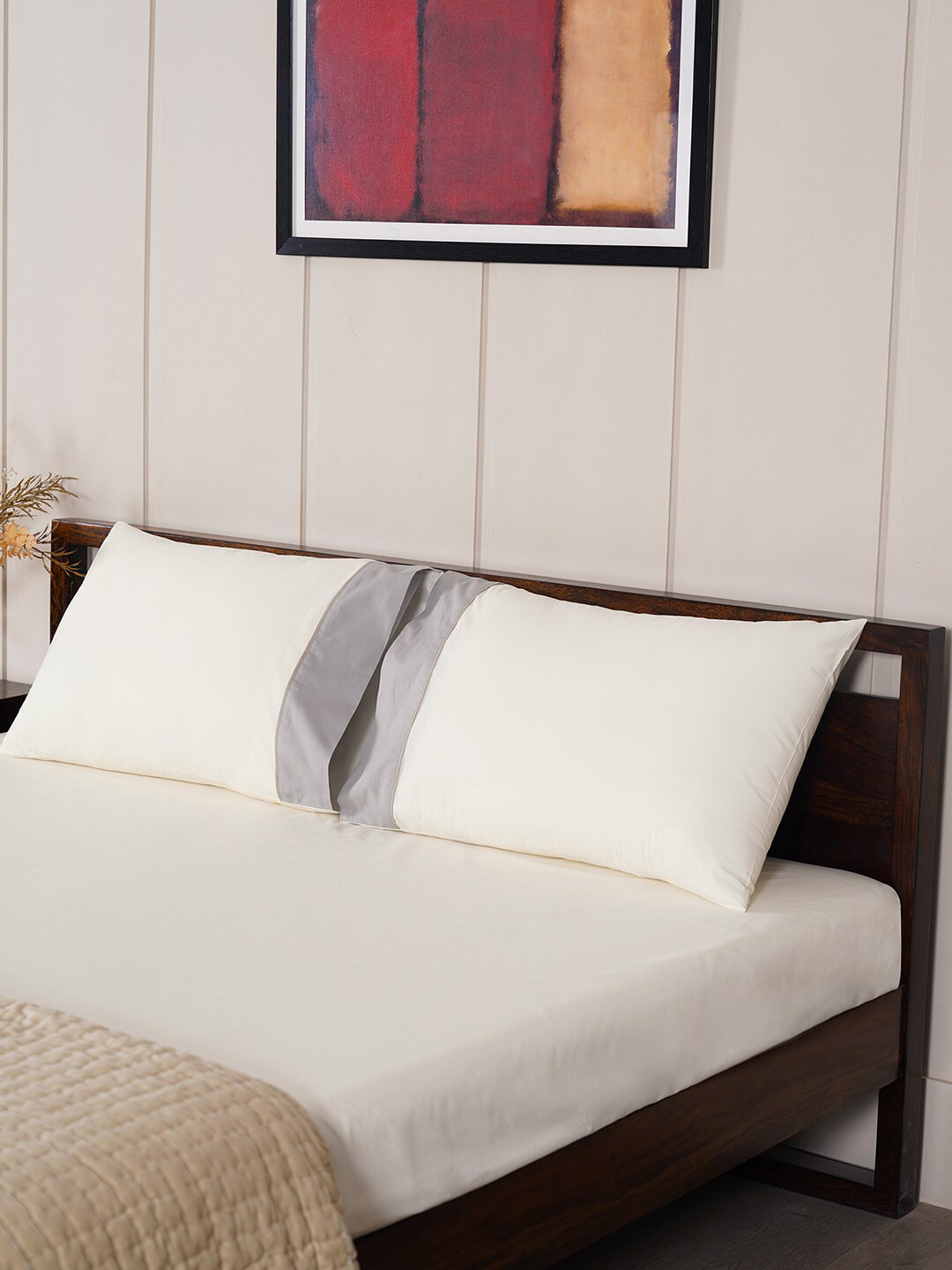 

Pure Home and Living White King Bedsheet with 2 Pillow Covers